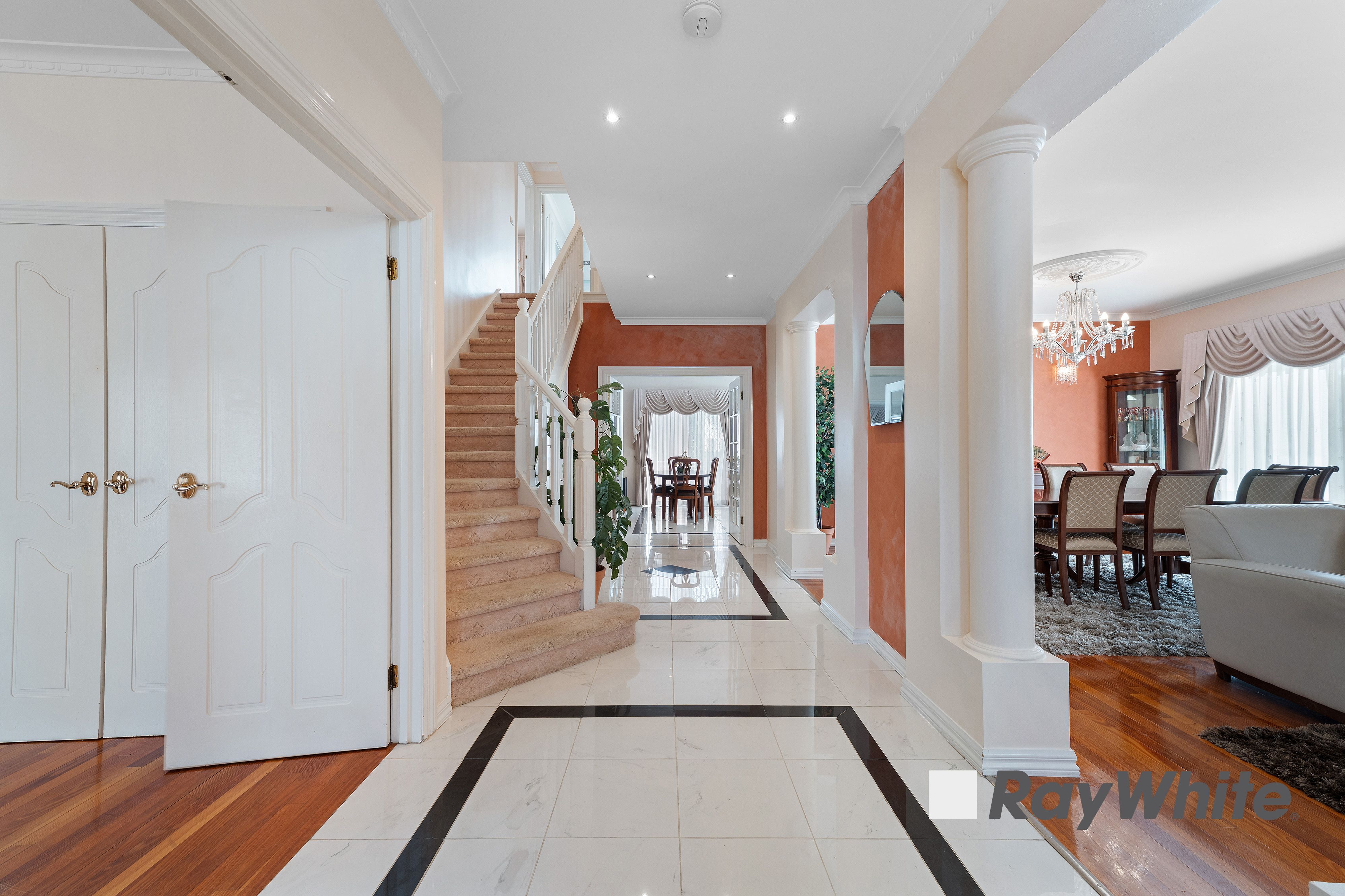 39 Hanna Drive, Endeavour Hills, VIC 3802