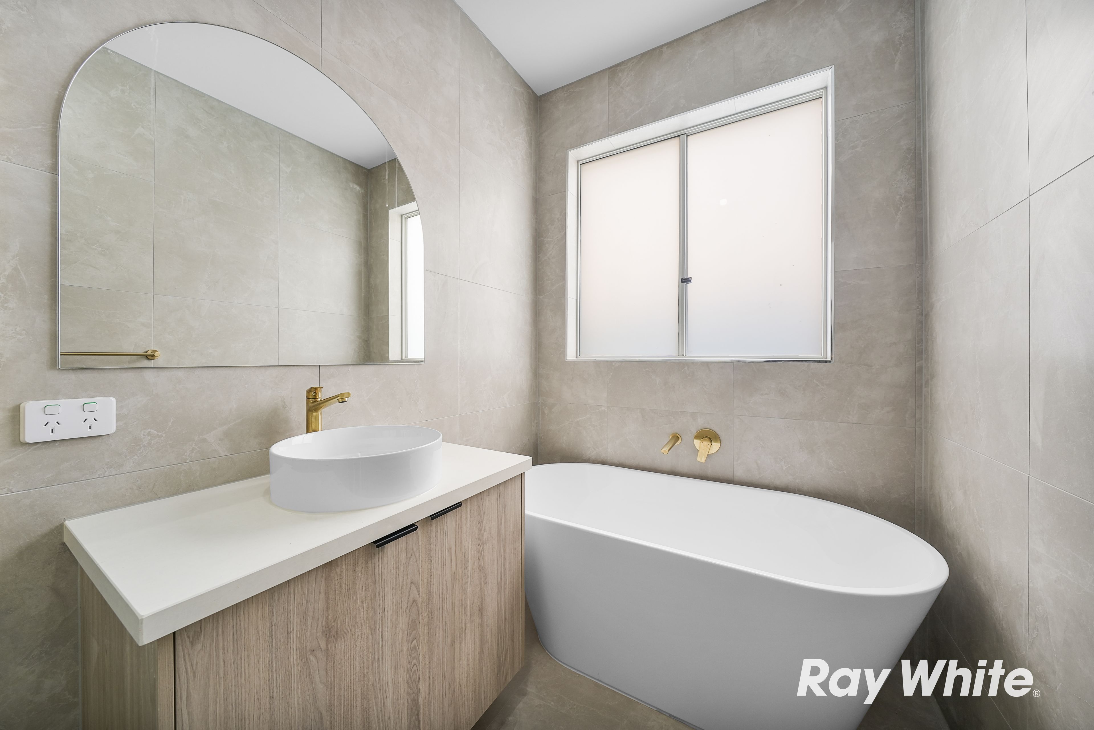 4 SYLVESTRIS Drive — photo 18 of 22