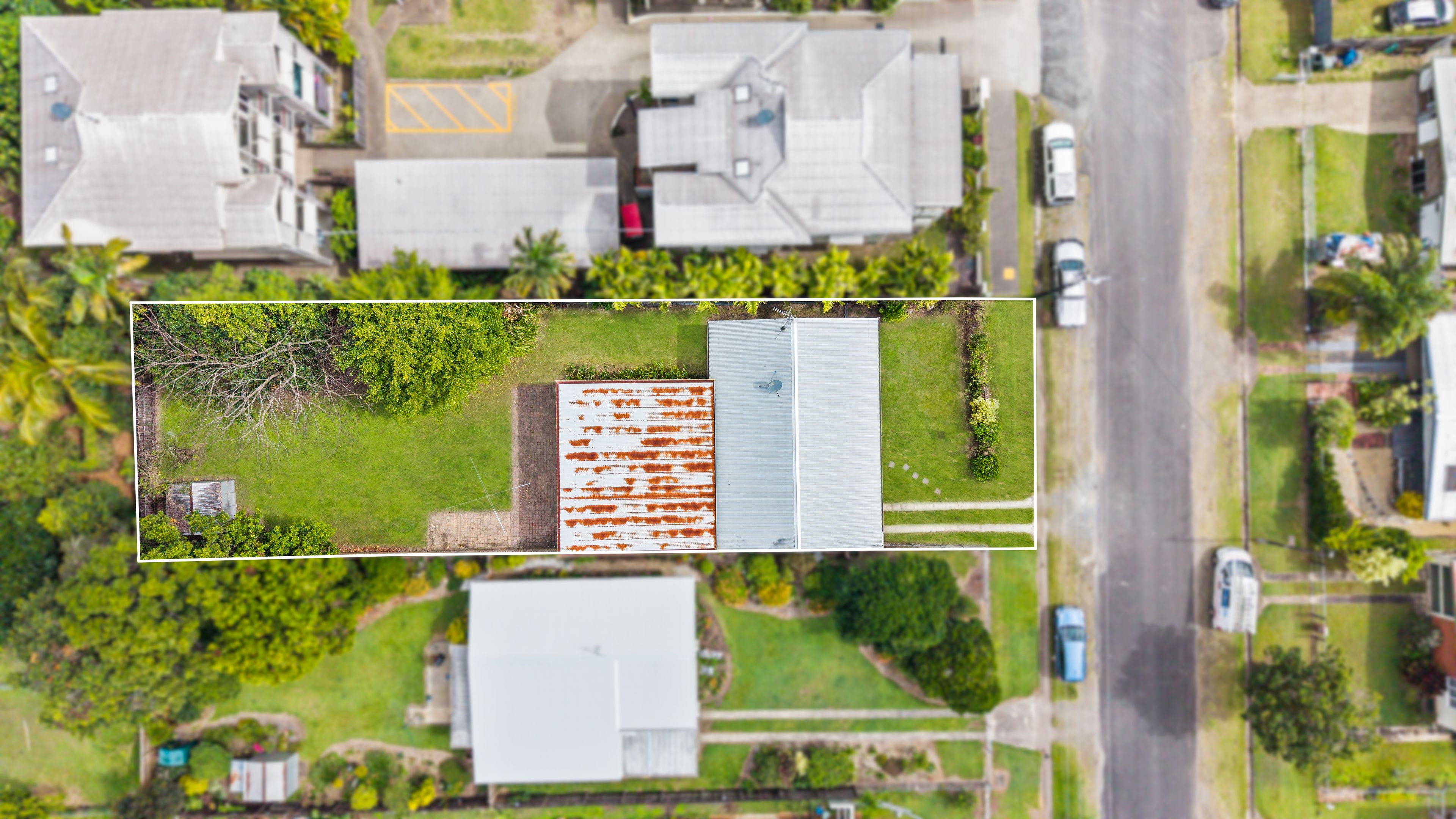 13 Hogan Street, Westcourt, QLD 4870