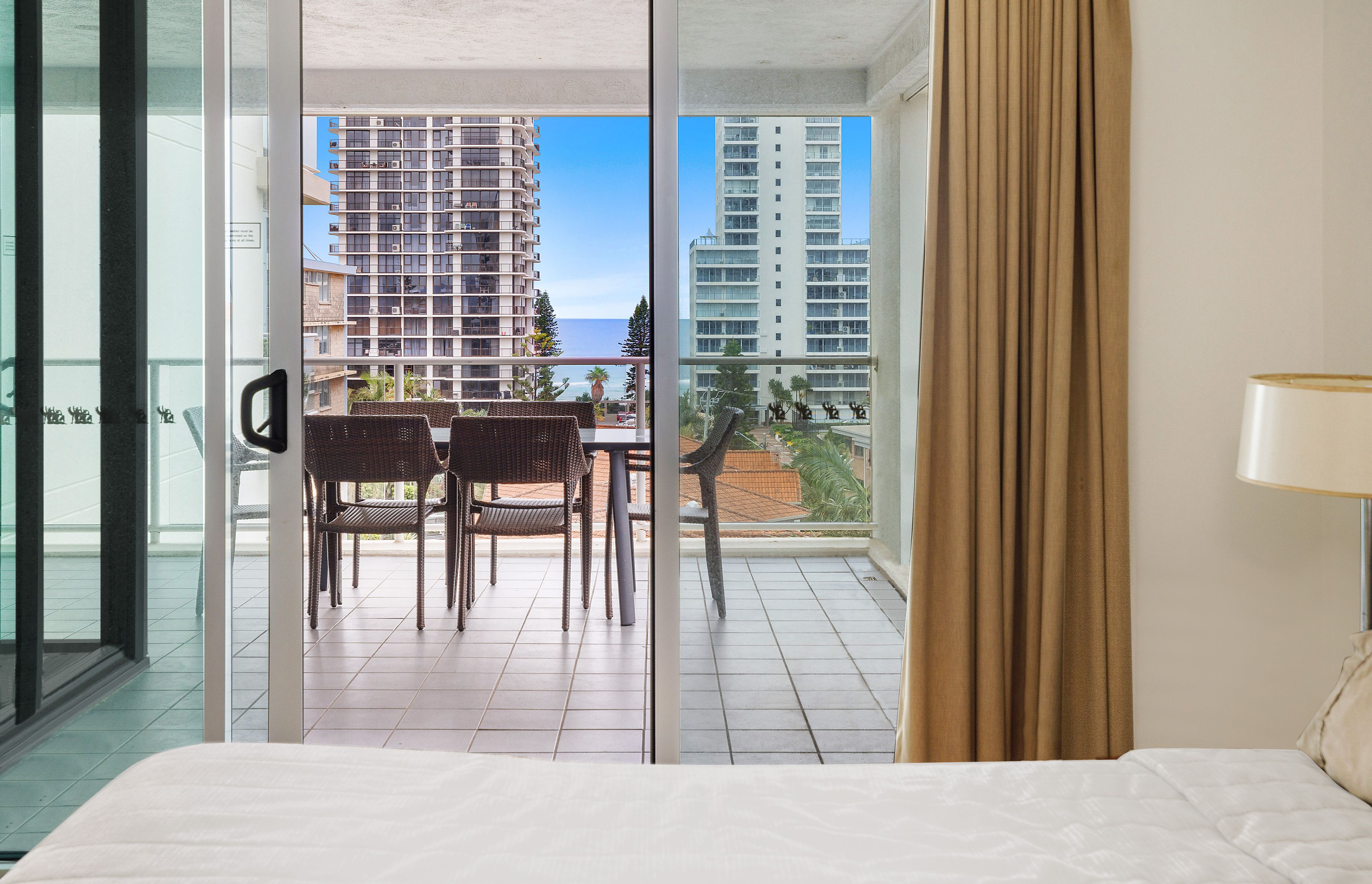 18 Fern Street 'Wings Resort', Surfers Paradise QLD 4217