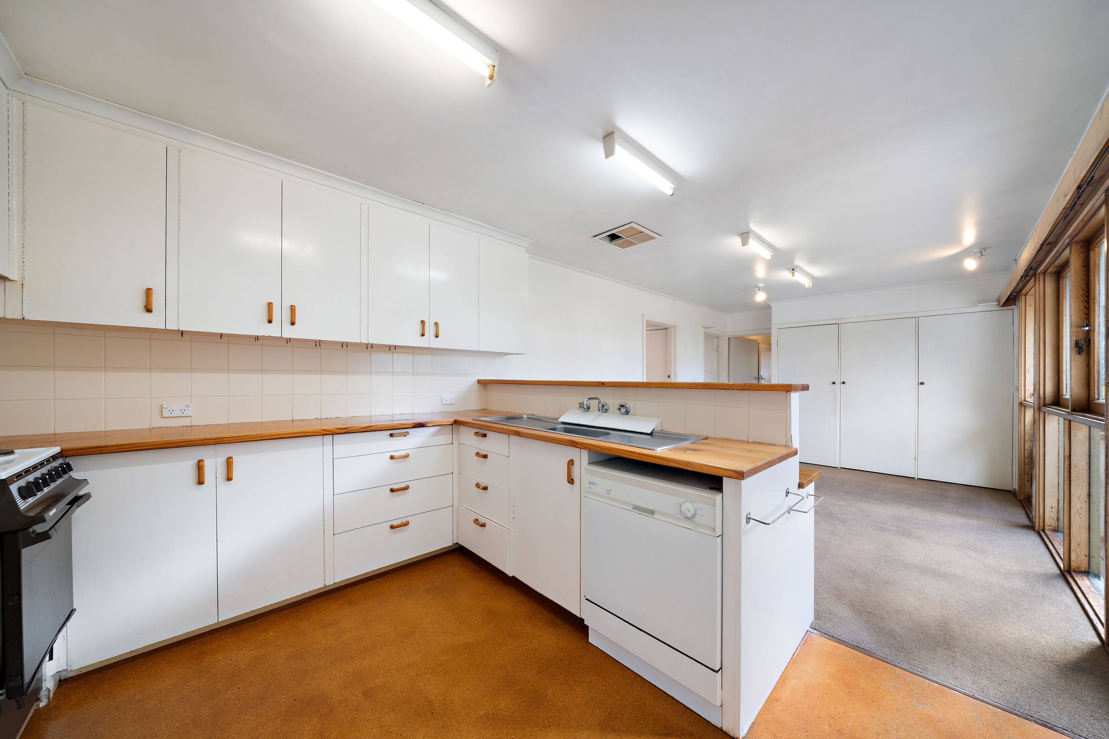 21 Jarvis Place — photo 9 of 26