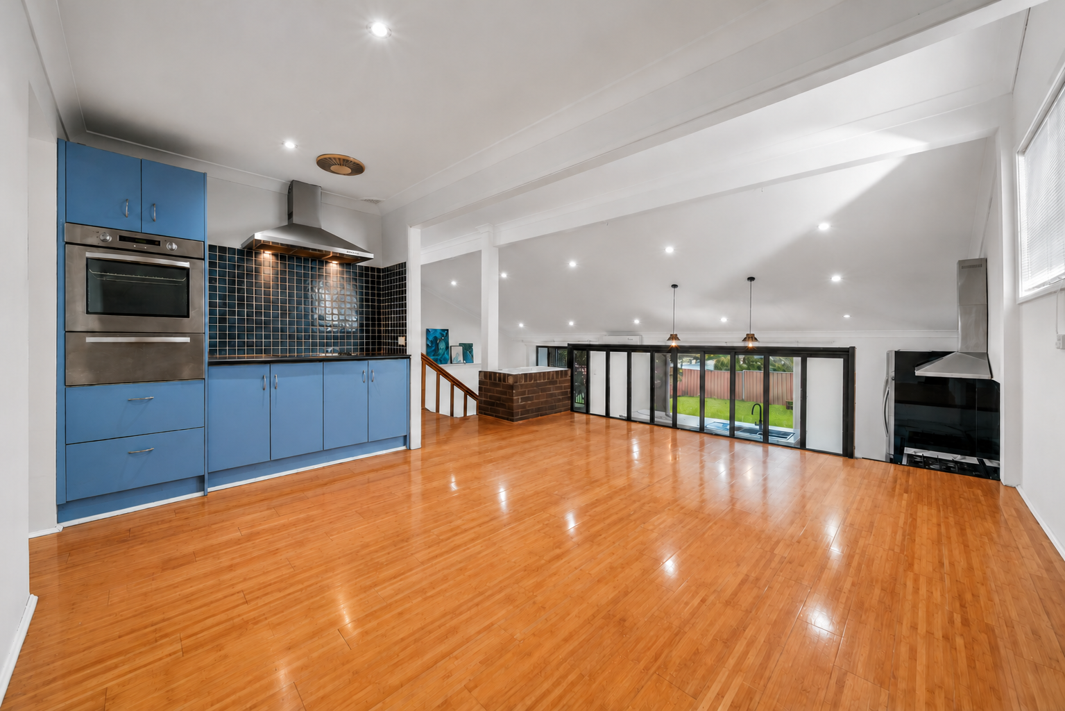 13 Maranie Avenue — photo 7 of 13