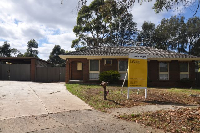 4 Newhaven Court, Mill Park, VIC 3082