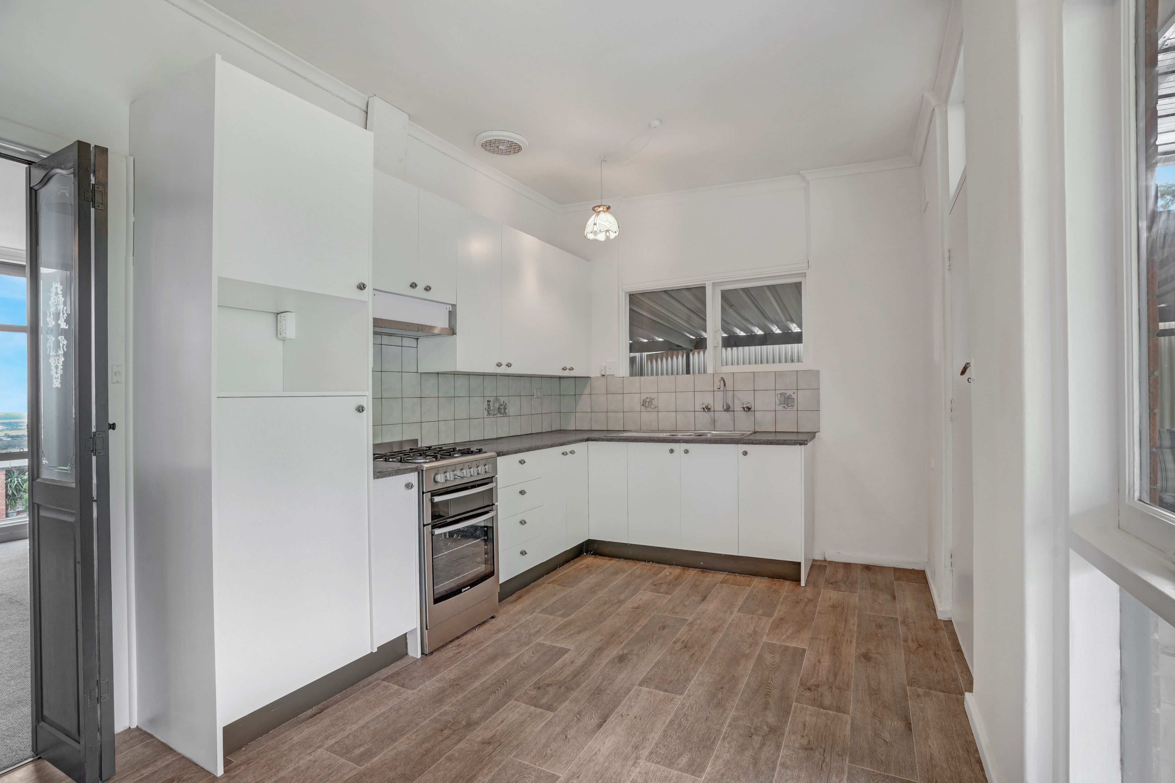 8 Lynore Avenue — photo 7 of 15