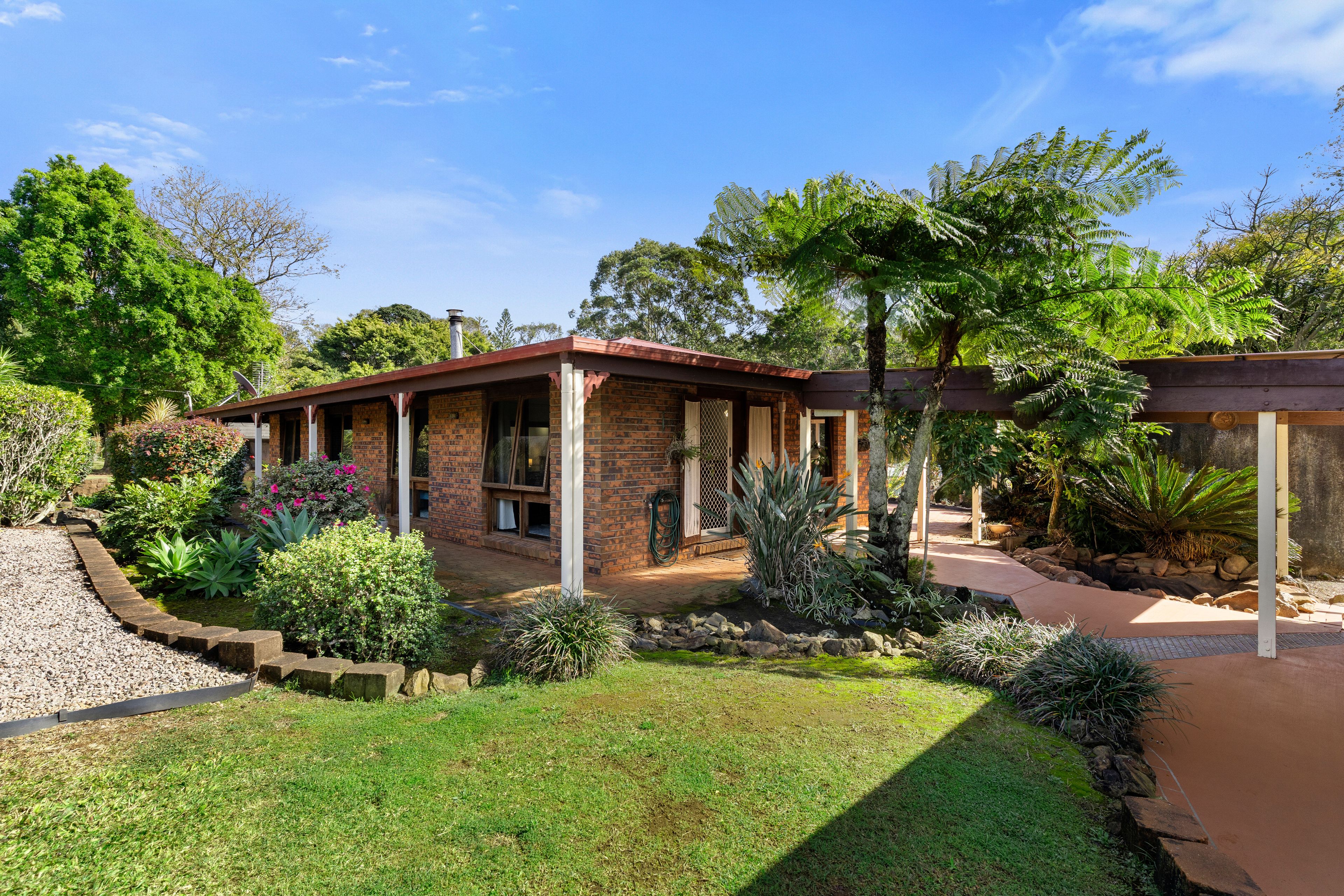 27 Mountain Vista Drive, Glass House Mountains, QLD 4518