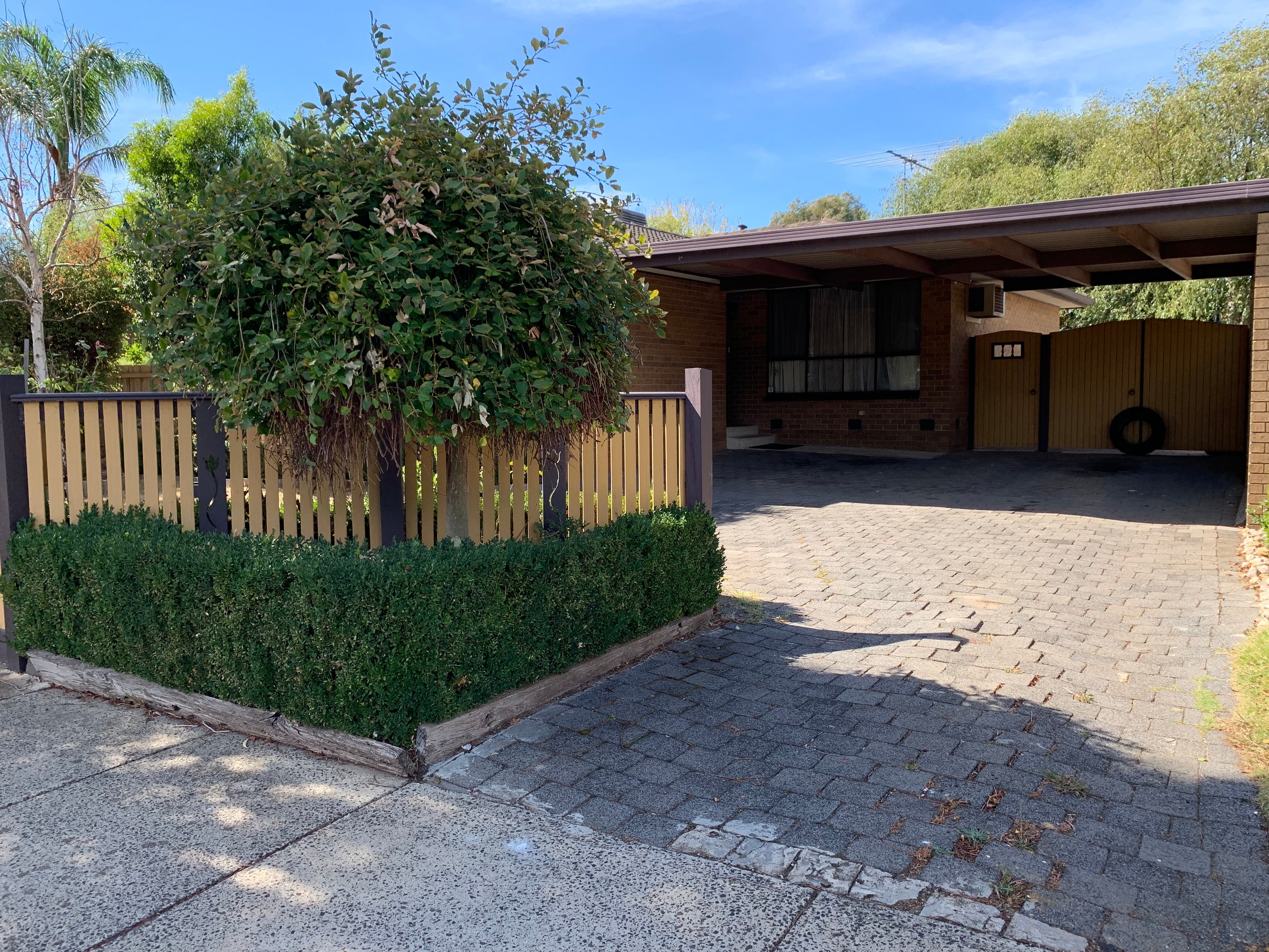 12 Cuthbert Drive, Mill Park, VIC 3082