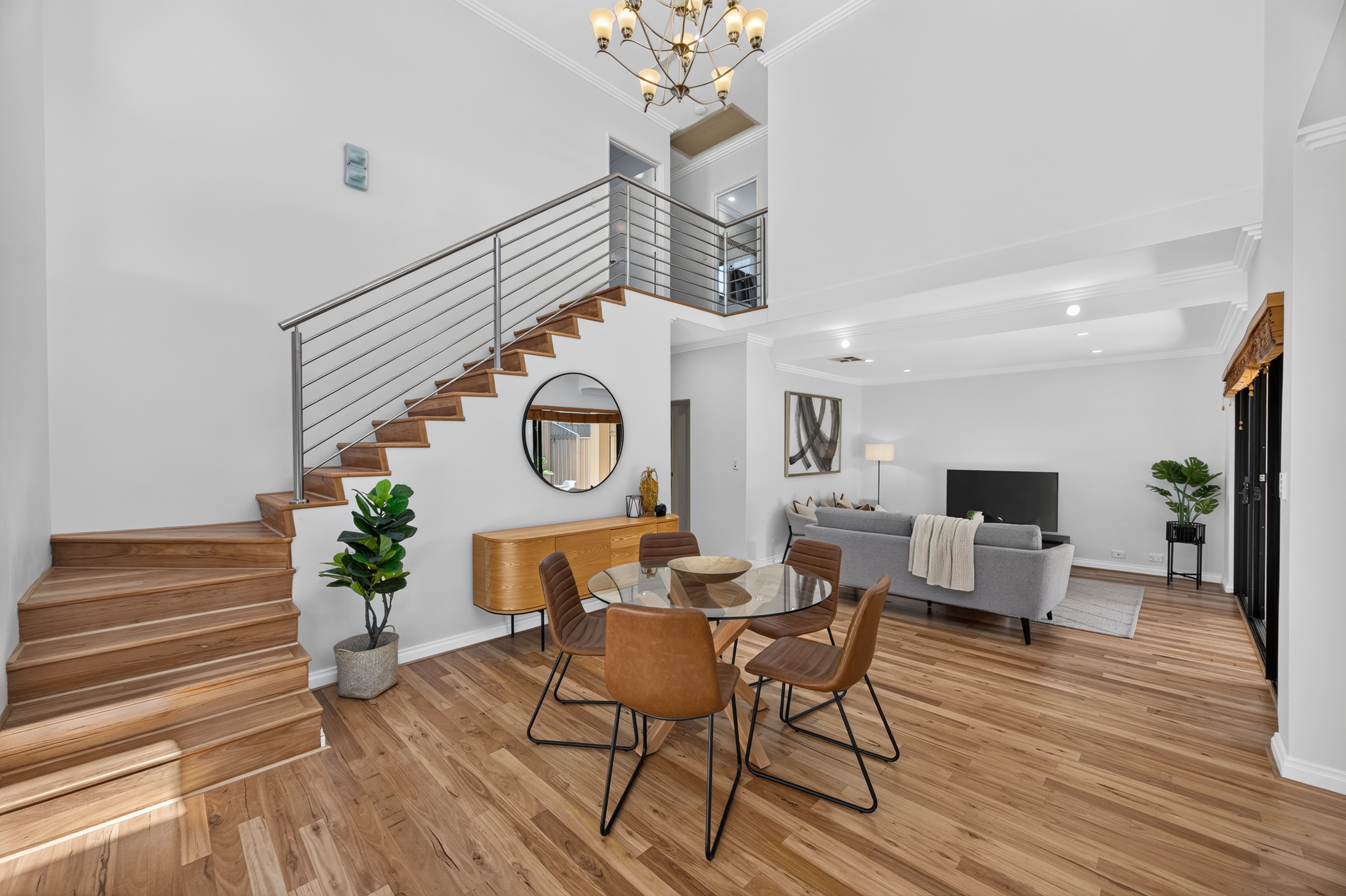 314 Bulwer Street — photo 6 of 30