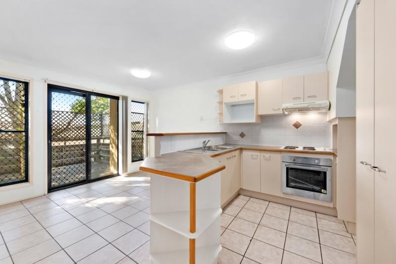 3/49 Scott Road, Herston, QLD 4006