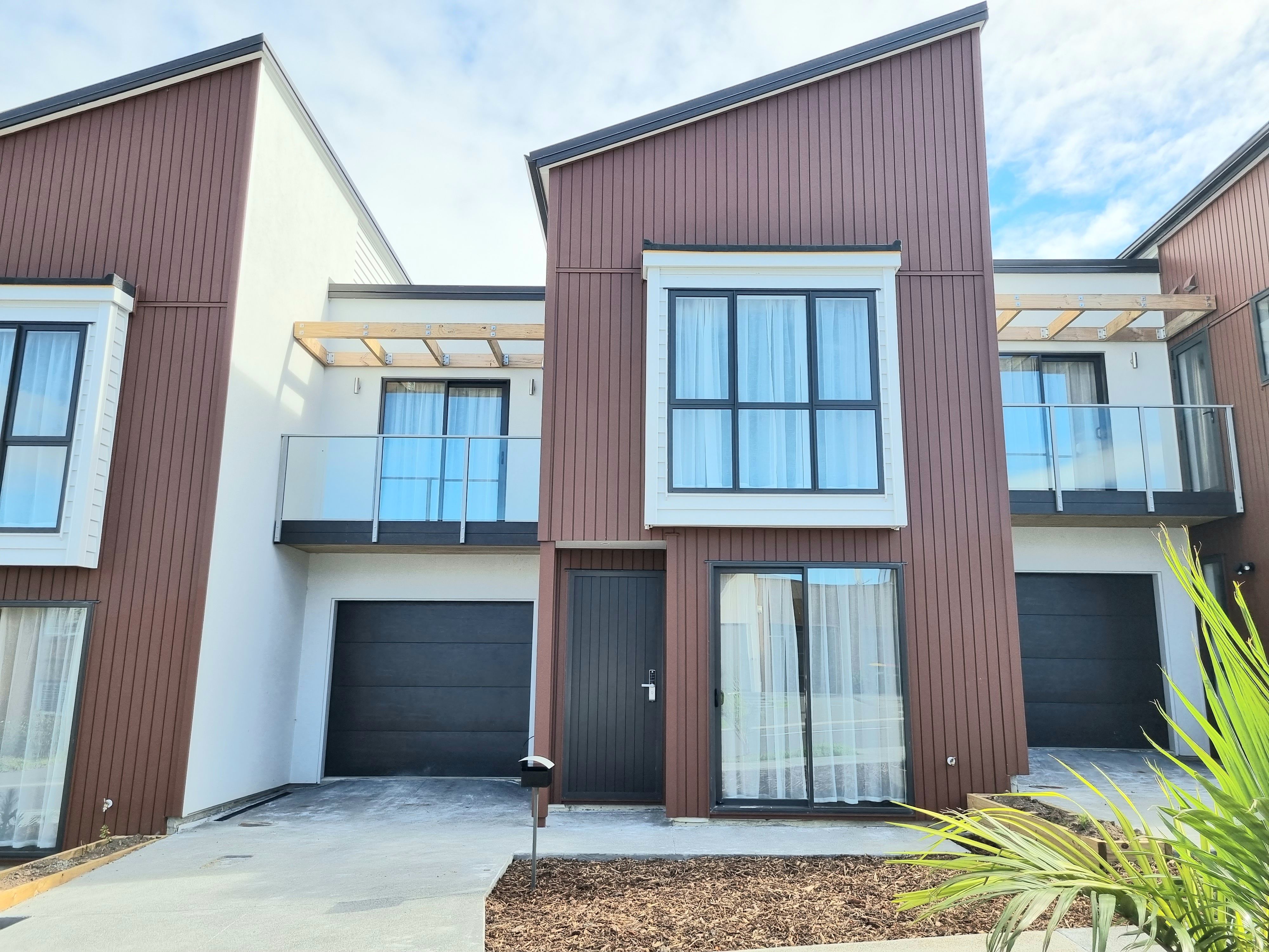 260 Jack Lachlan Drive, Beachlands, Manukau City