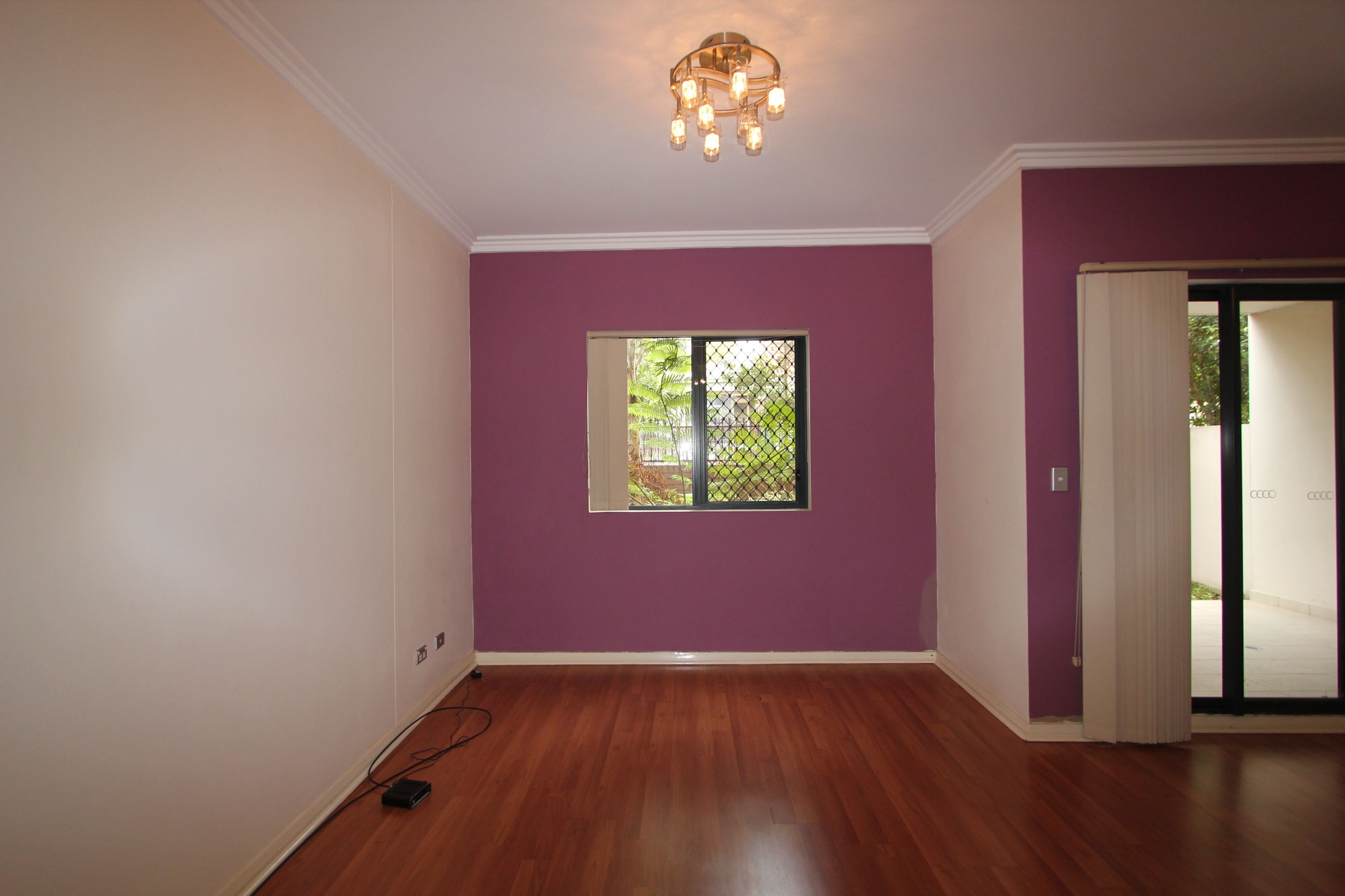 10/74 Woniora Road — photo 3 of 9