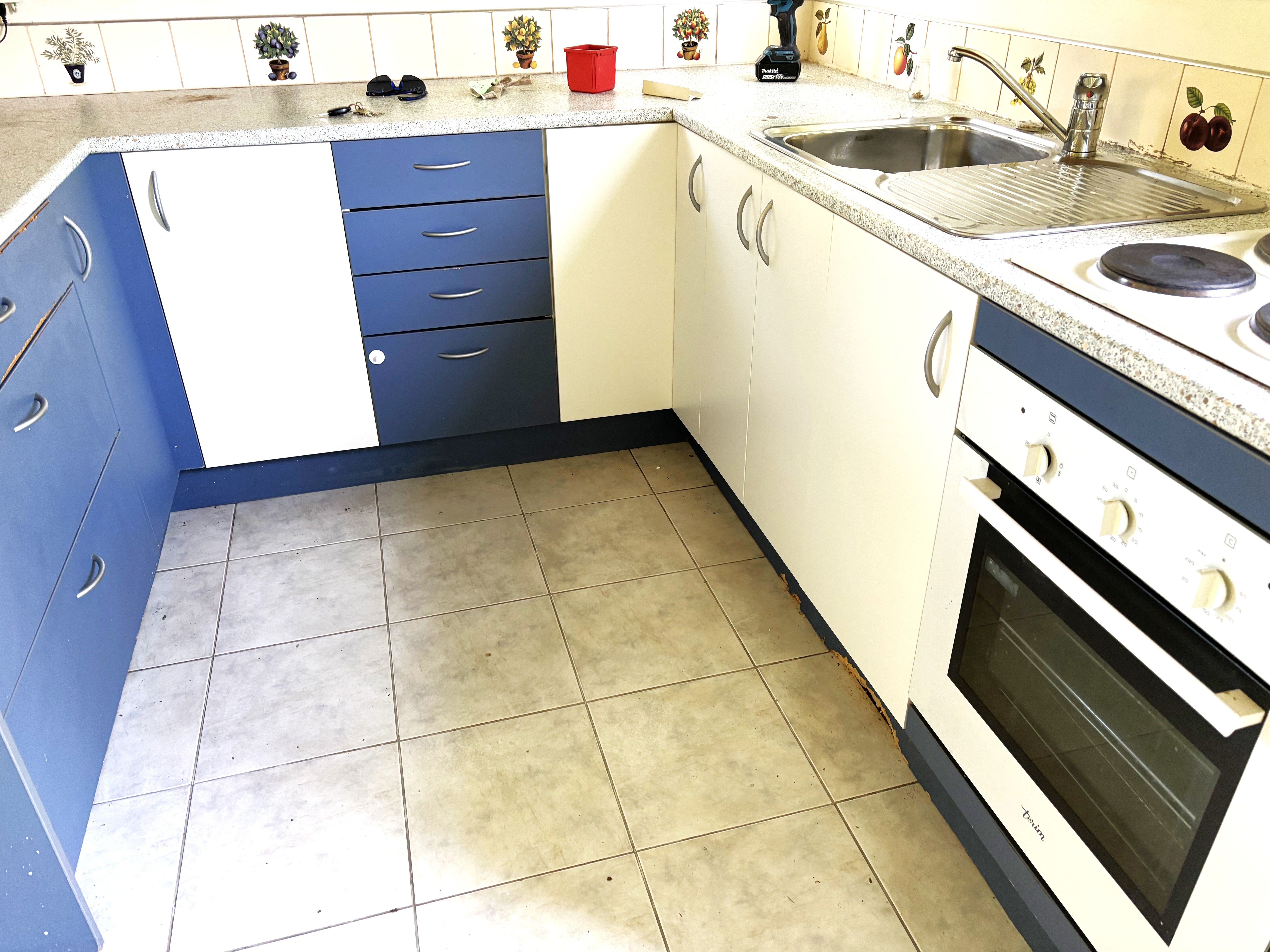 A/713 East Coast Road, Browns Bay, North Shore City