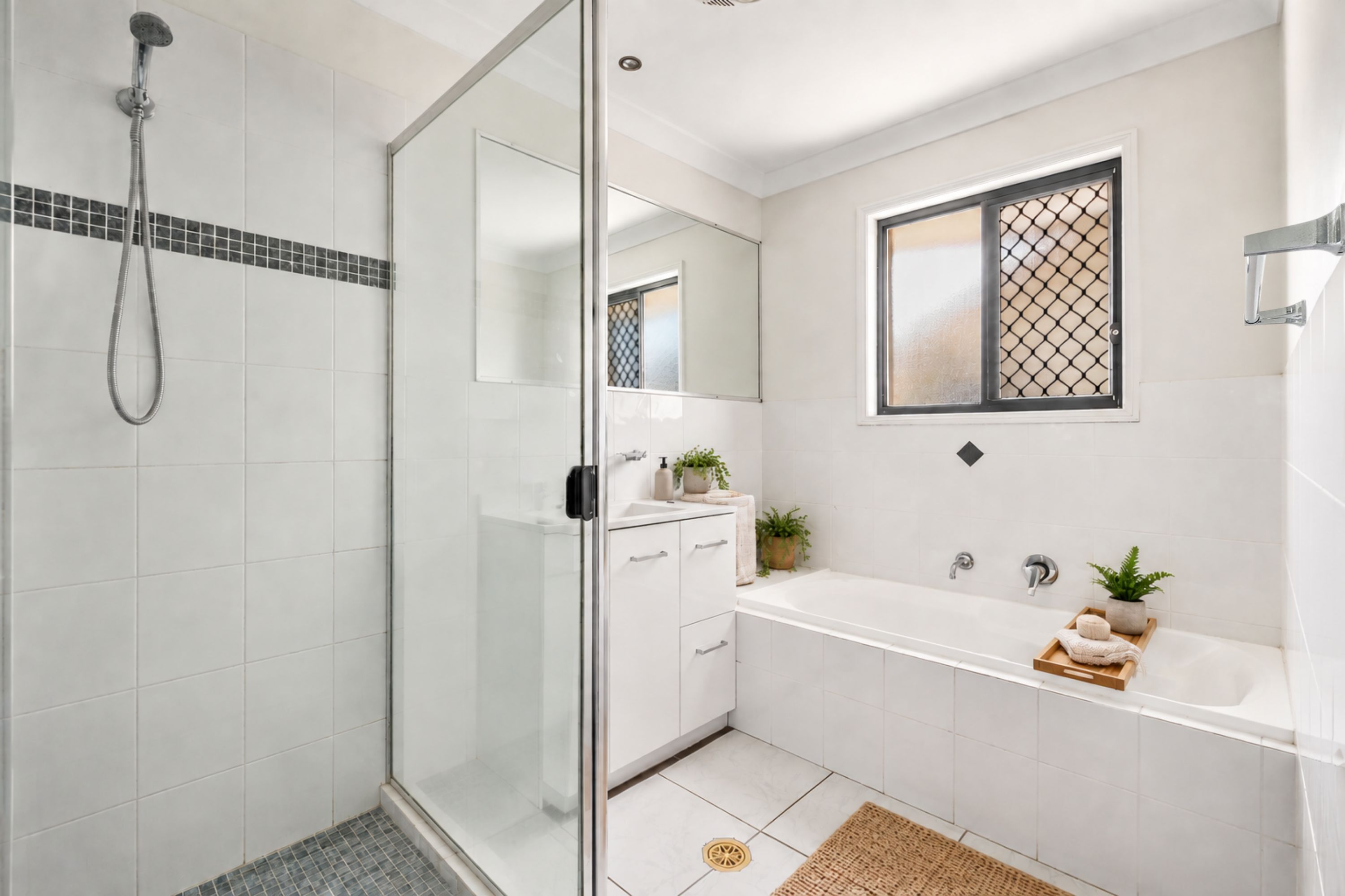 17 Balmoral Place — photo 12 of 20