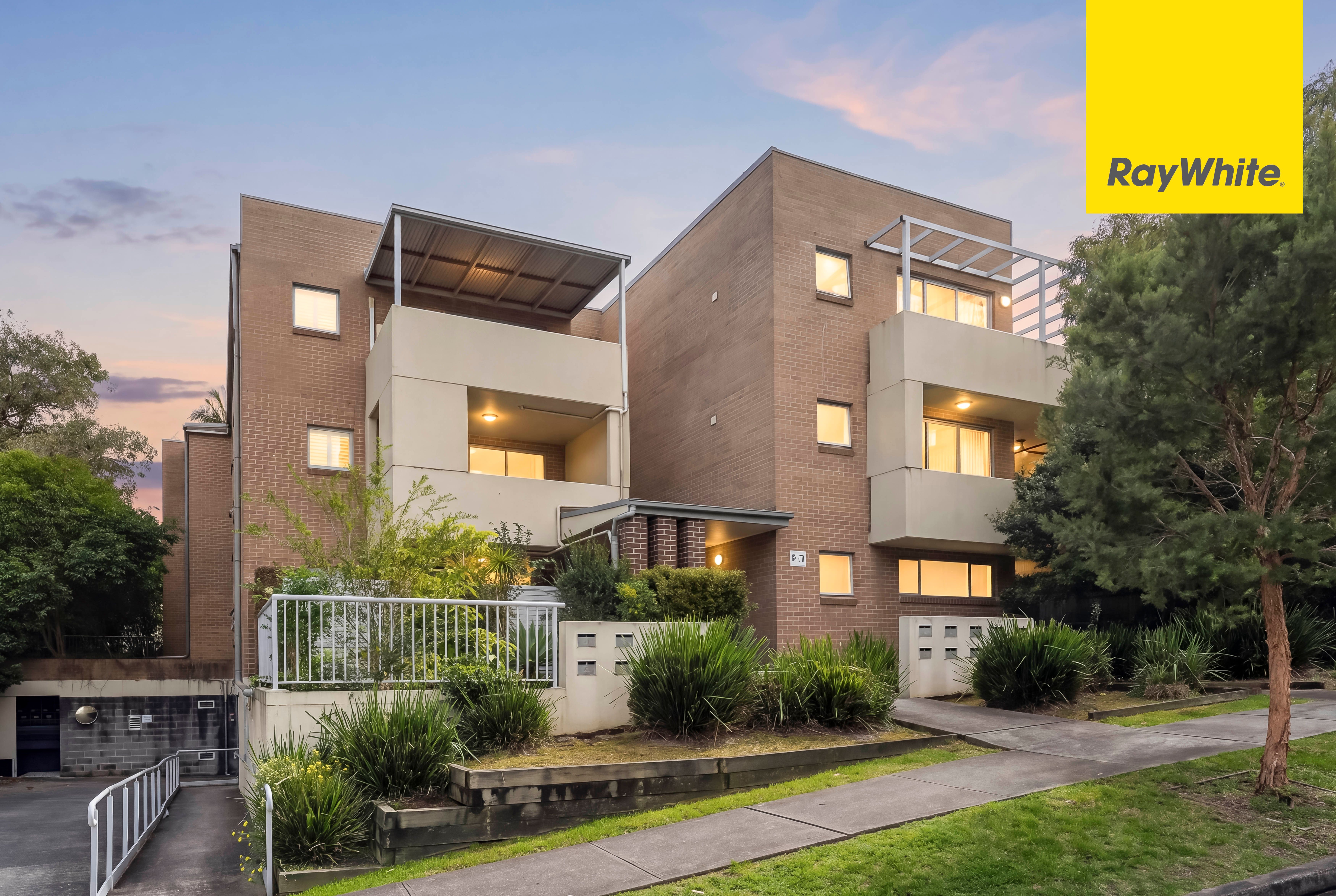 15/5-7 Fig Tree Avenue — photo from Ray White Epping NSW