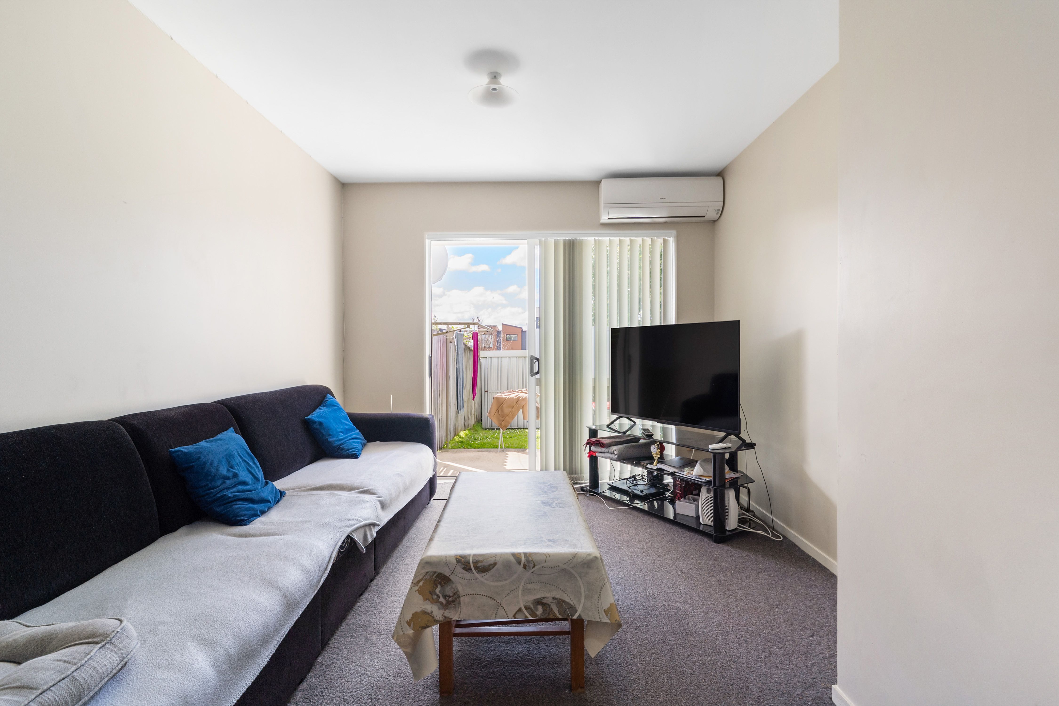 6/242 Great North Road, Henderson, Waitakere City