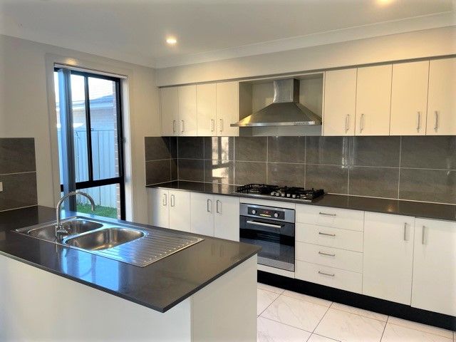 9 Bonython Avenue, Middleton Grange, NSW 2171