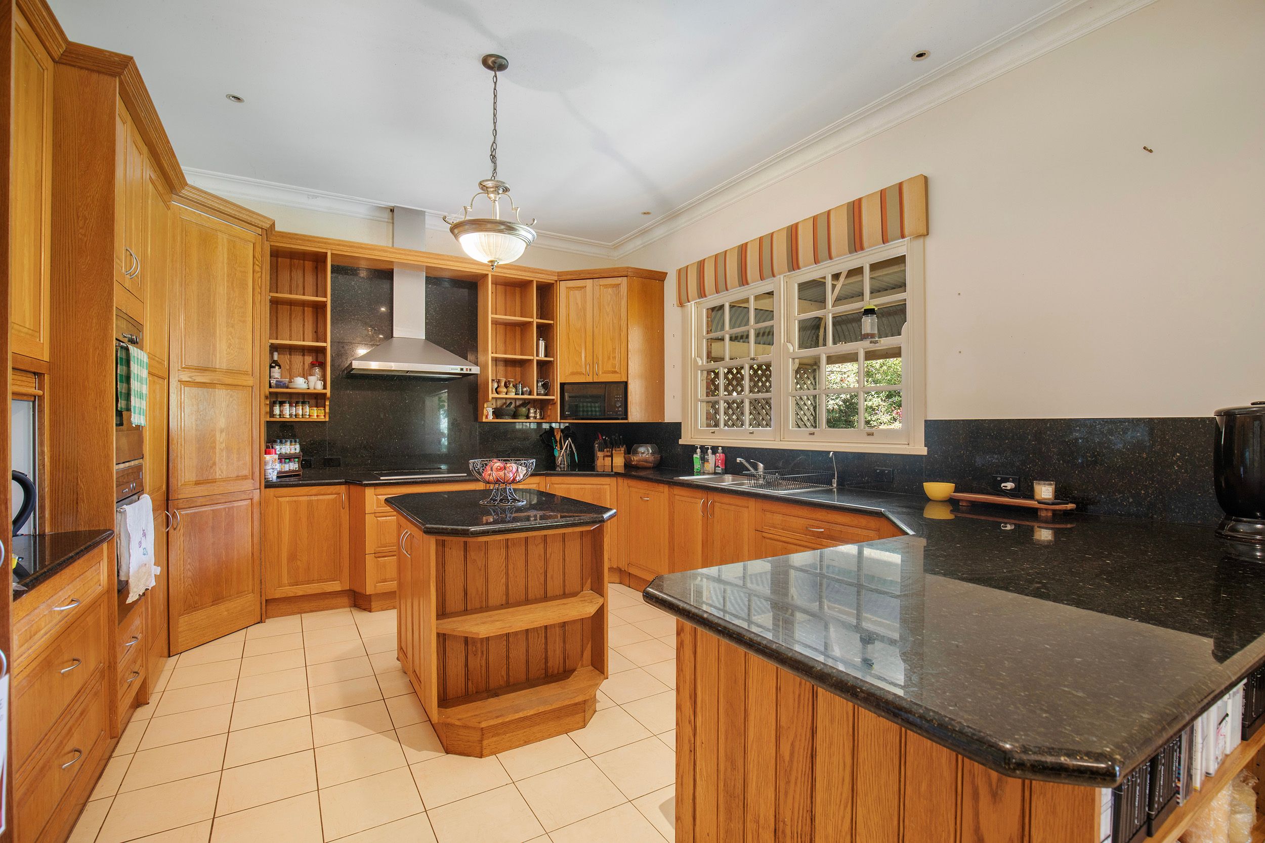 "Aberfeldy"/174 Seccombes Road — photo 6 of 16