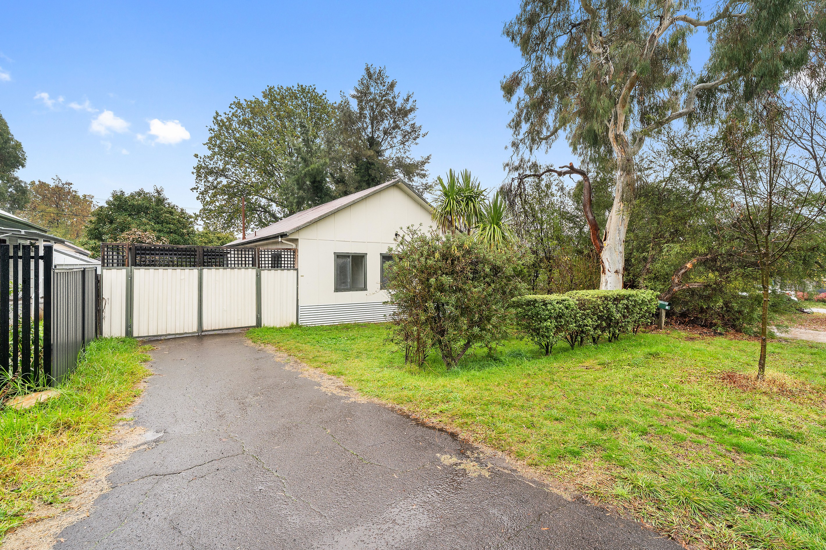 38 Anembo Street, Narrabundah, ACT 2604
