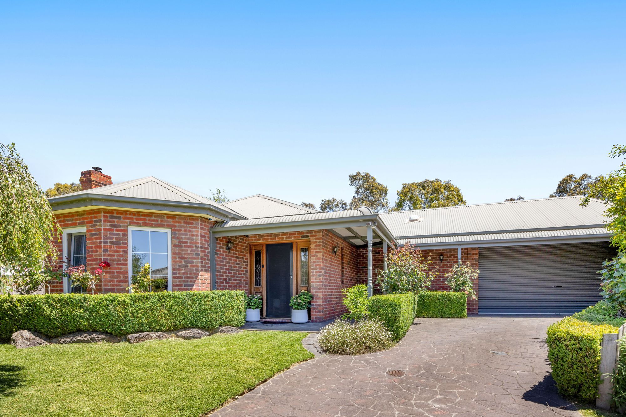 11 Dryden Court, Berwick VIC 3806