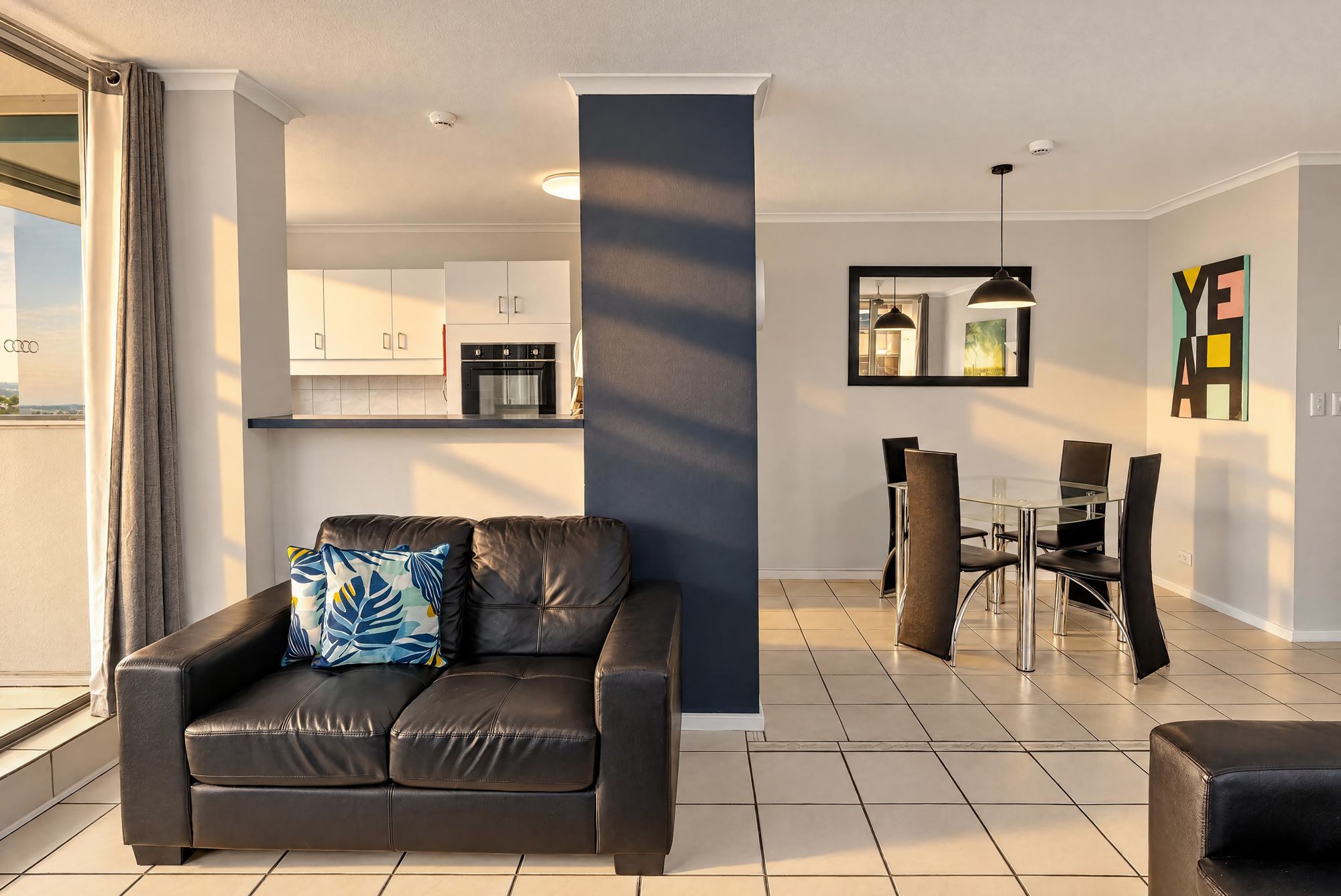 32/63 Cavill Avenue — photo 9 of 26