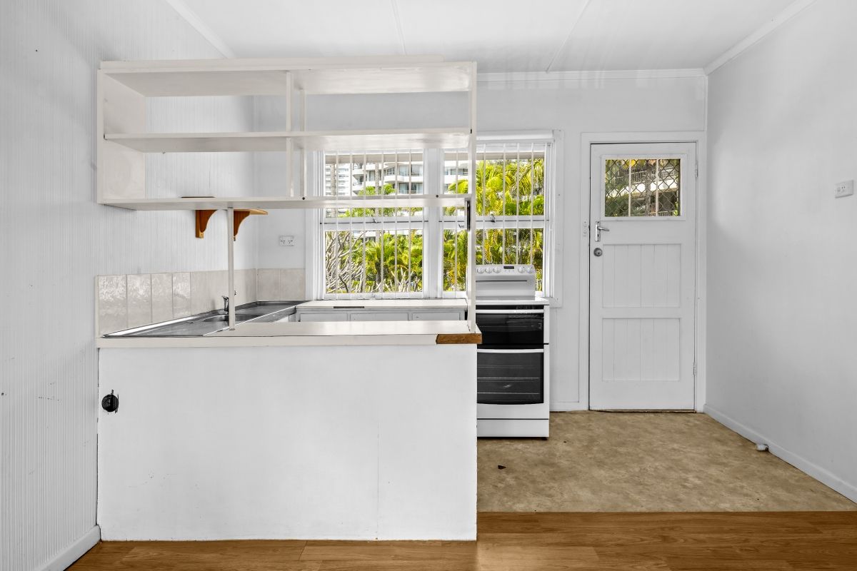 10/24 Thornton Street — photo from Ray White Mermaid Waters