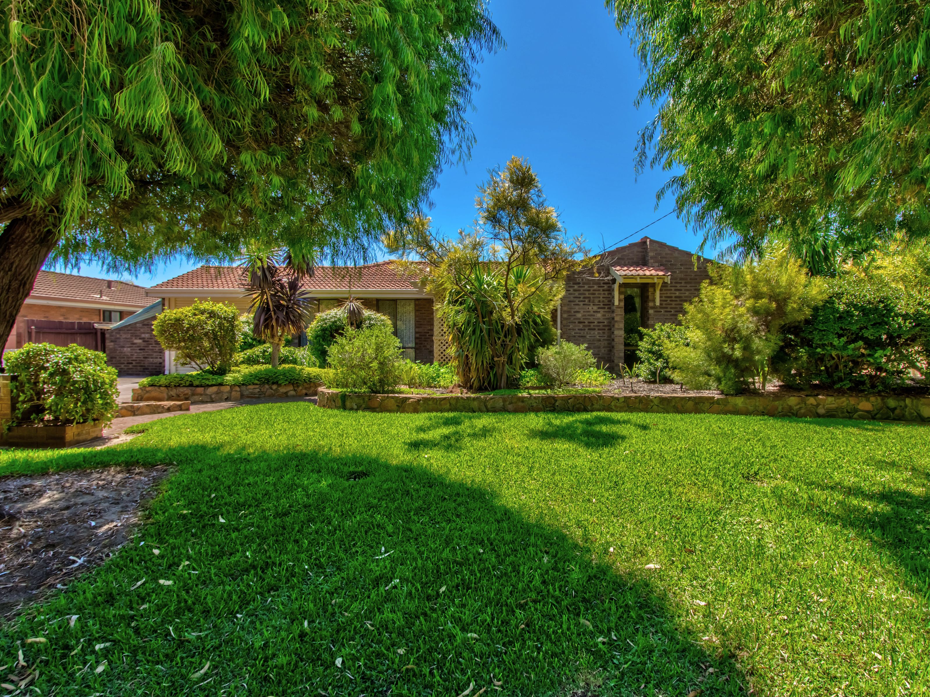 4 Casserley Road, Rockingham, WA 6168