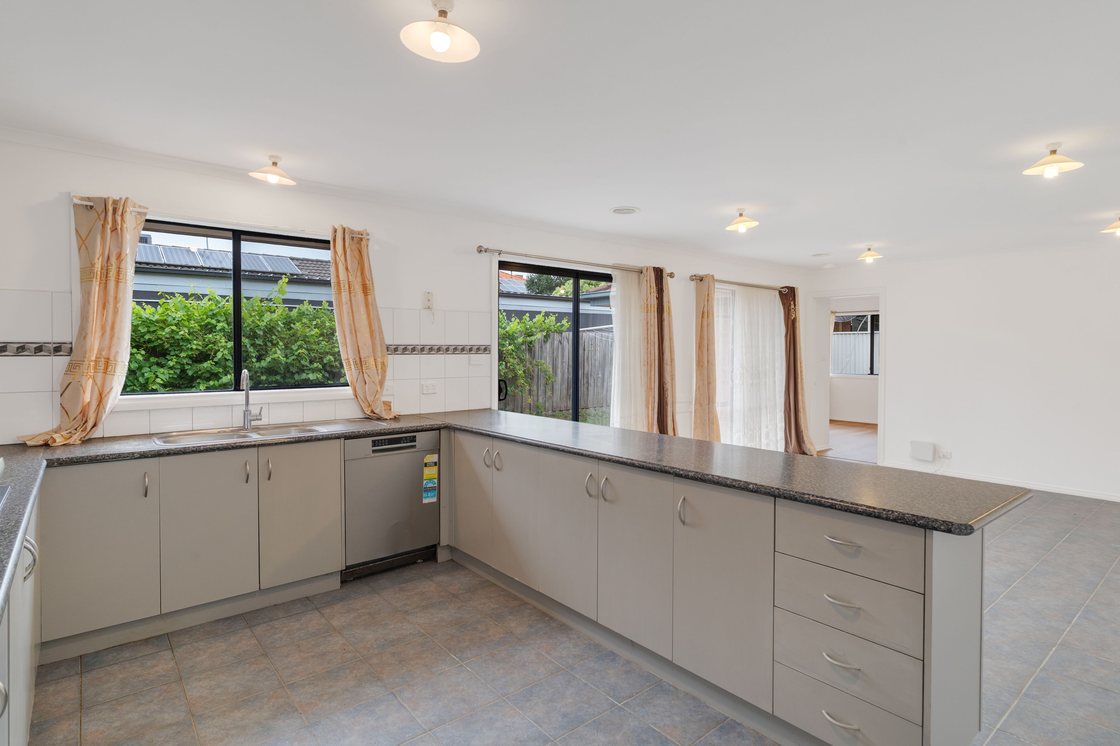 47 Exmouth Road — photo 5 of 25