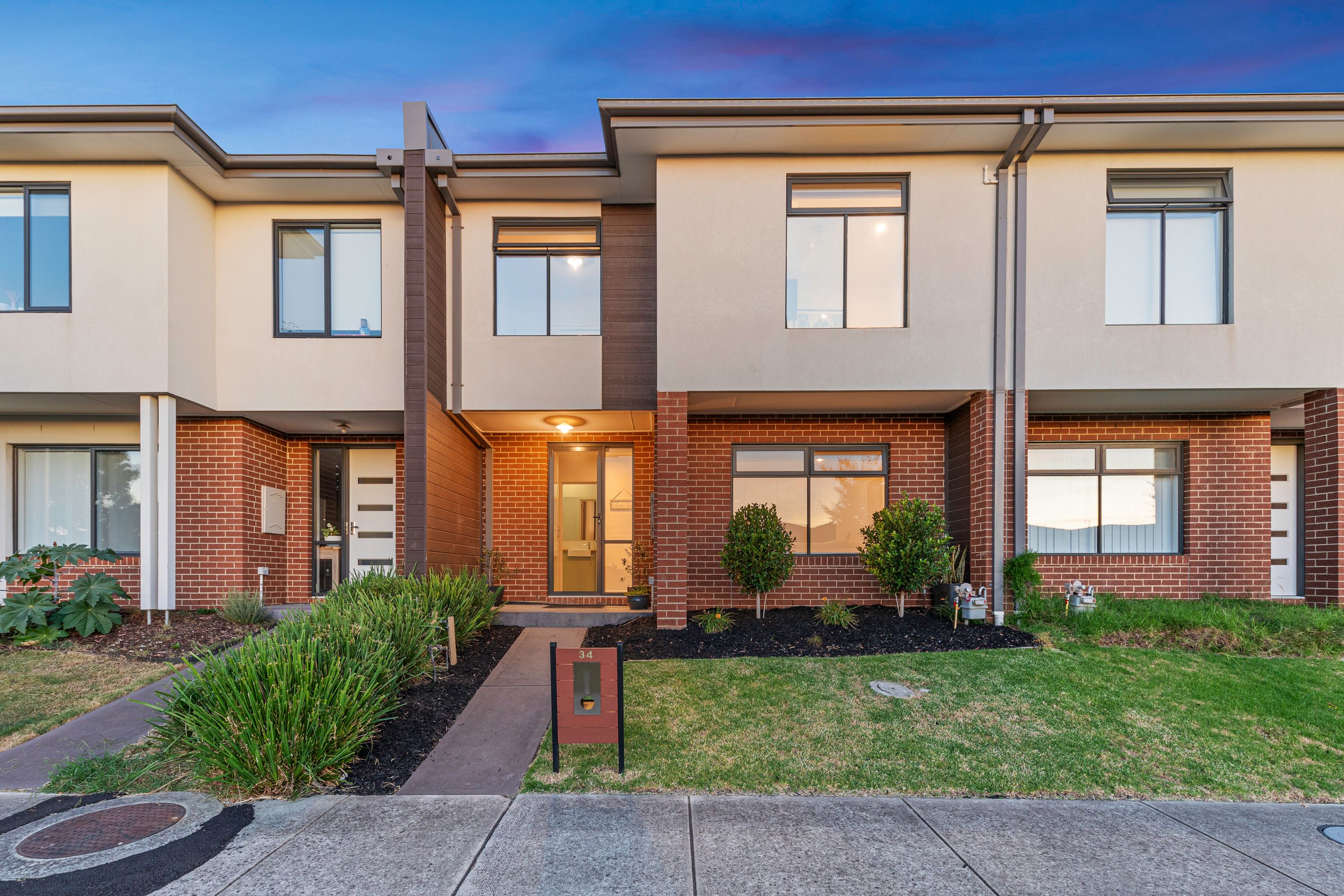 34 Renam Street, Pakenham VIC 3810