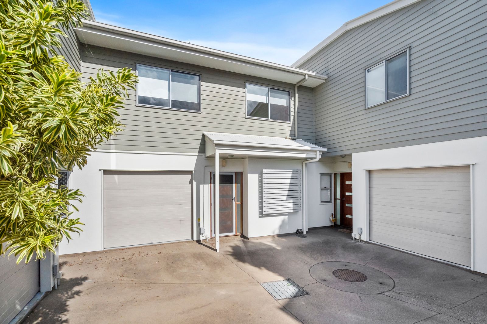 12 Avoca Street, Yeronga QLD 4104
