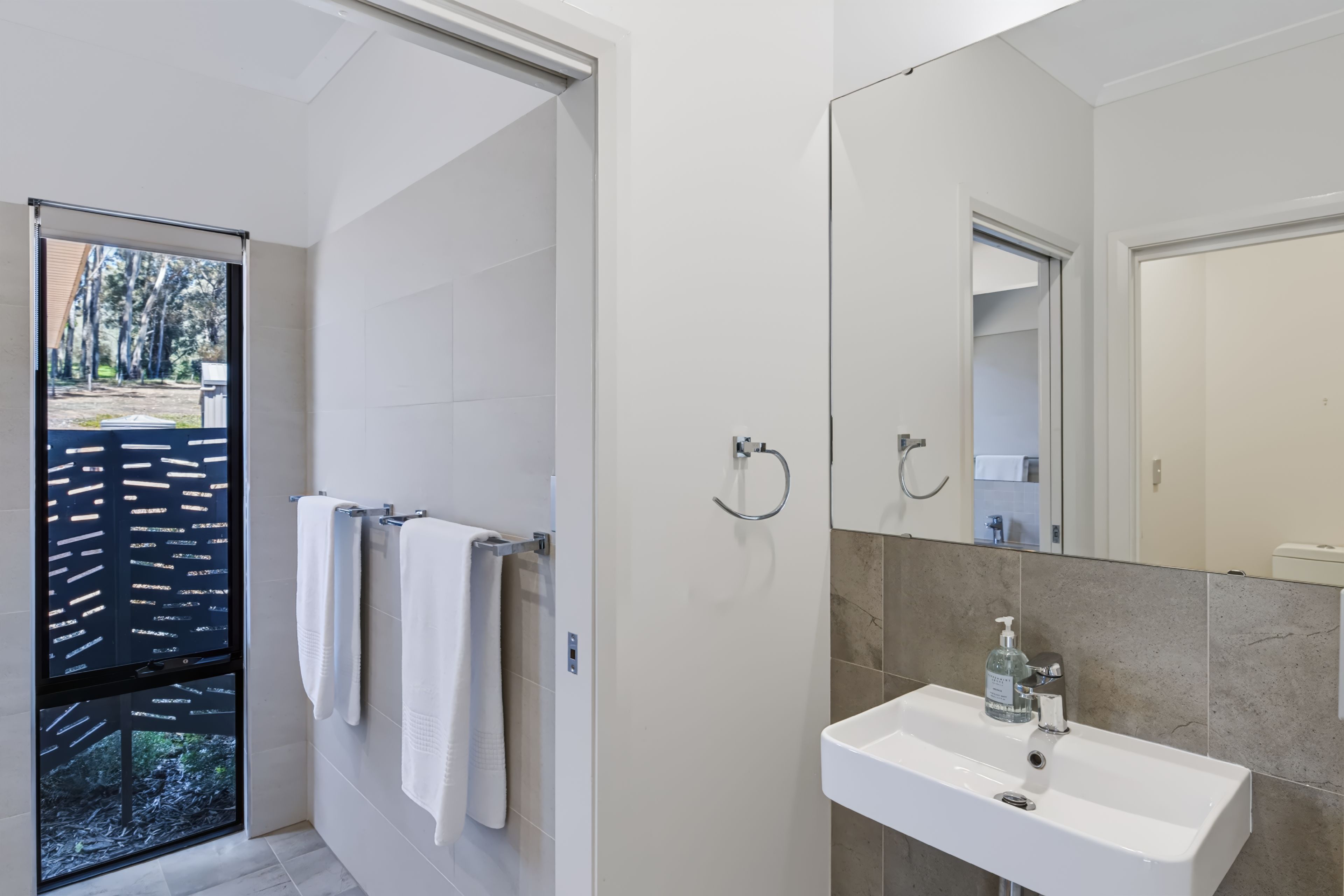 141 Tweed Road — photo 18 of 30
