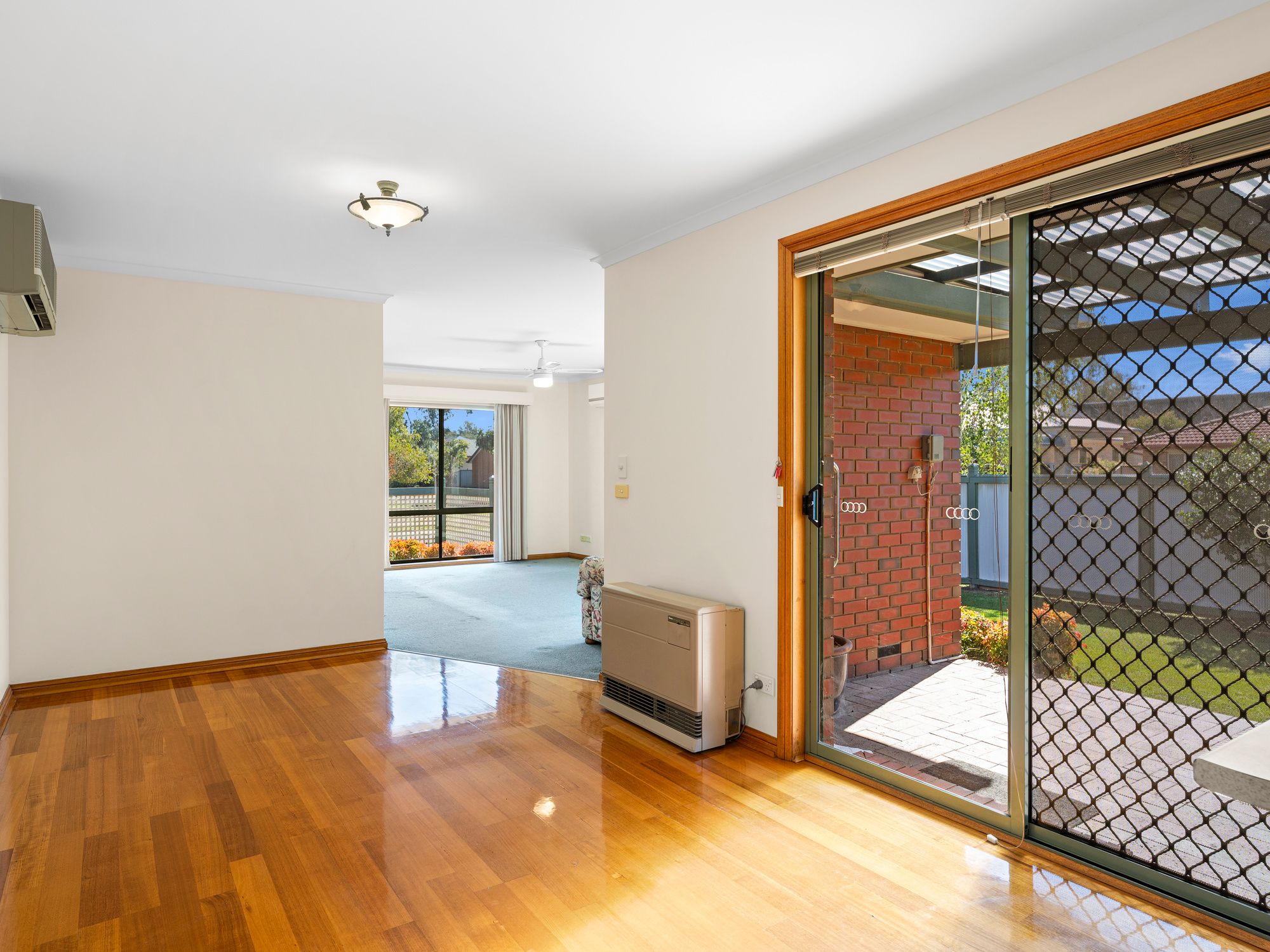 1 Ascot Court — photo 6 of 15