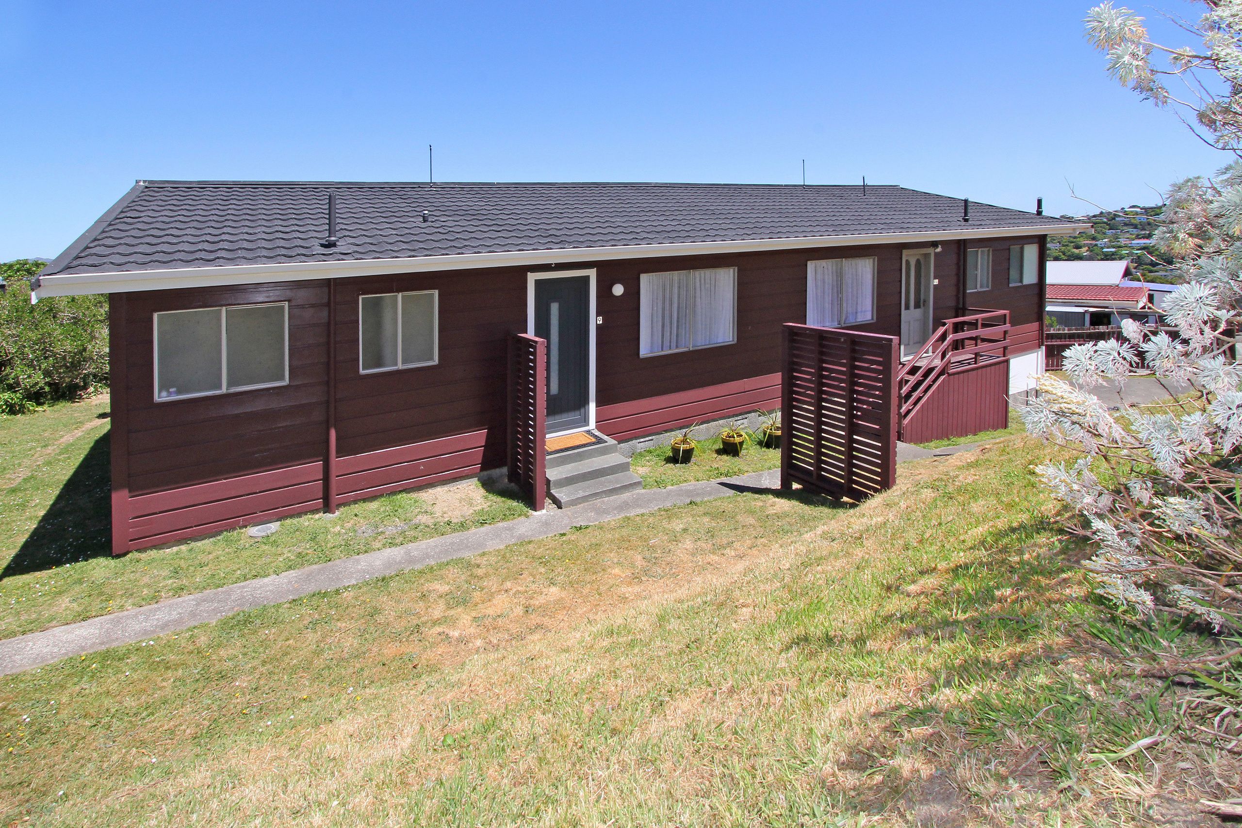 9/9a Chetwode Grove, Newlands, Wellington City