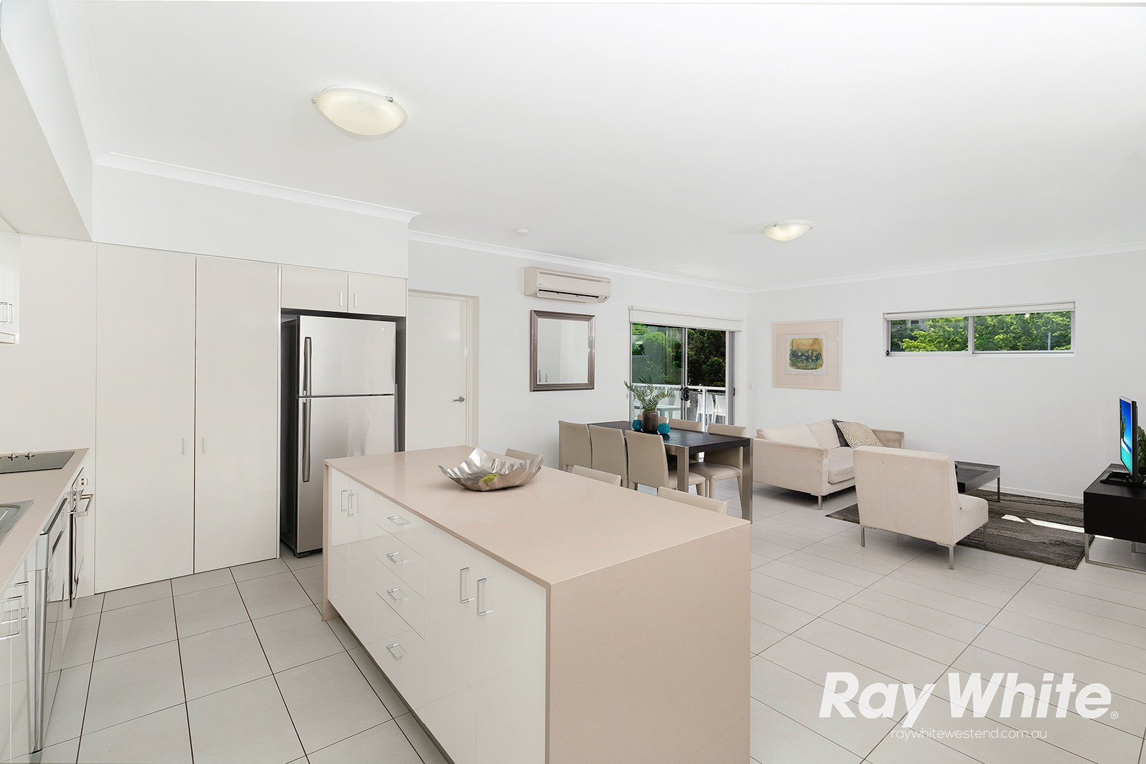 1/24 Rawlins Street, Kangaroo Point, QLD 4169