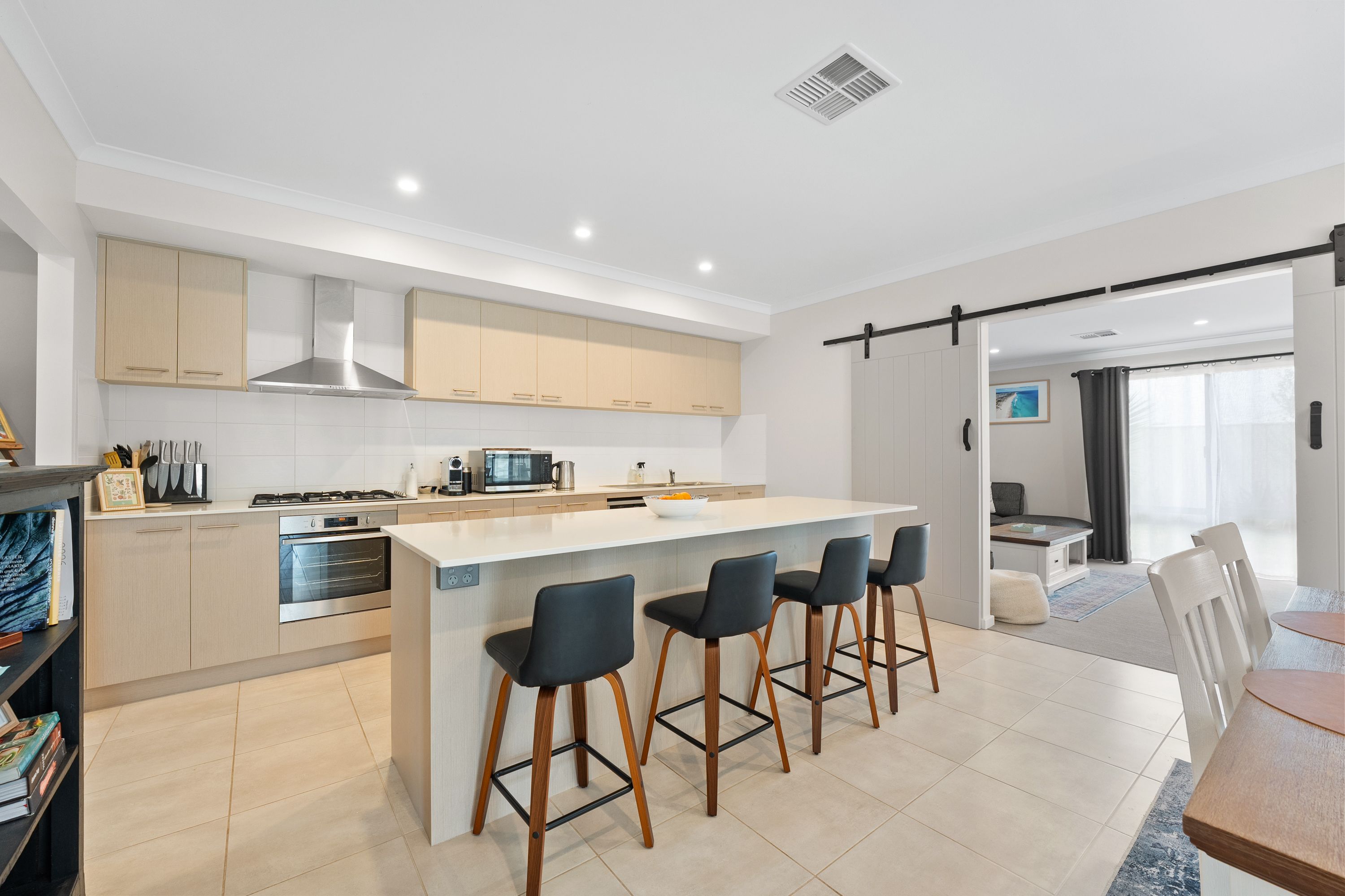 1 Thangoo Way, Golden Bay, WA 6174