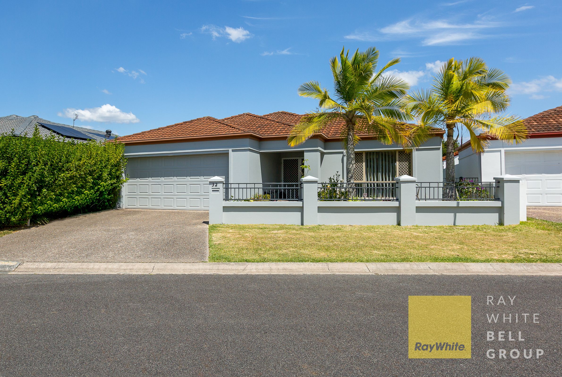 32 Peach Drive, Robina, QLD 4226