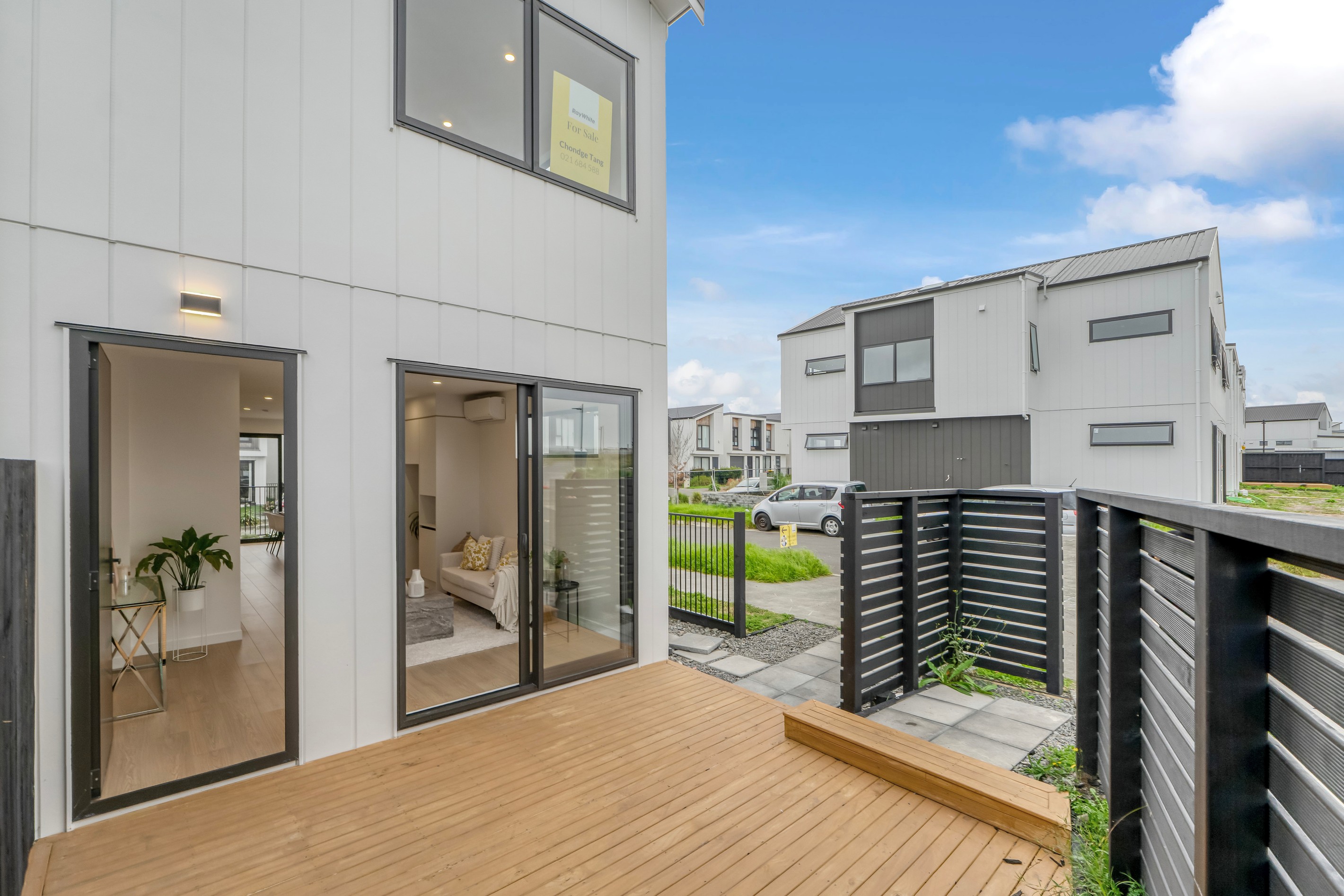 6/55 Tahetoka Street, Westgate, Waitakere City