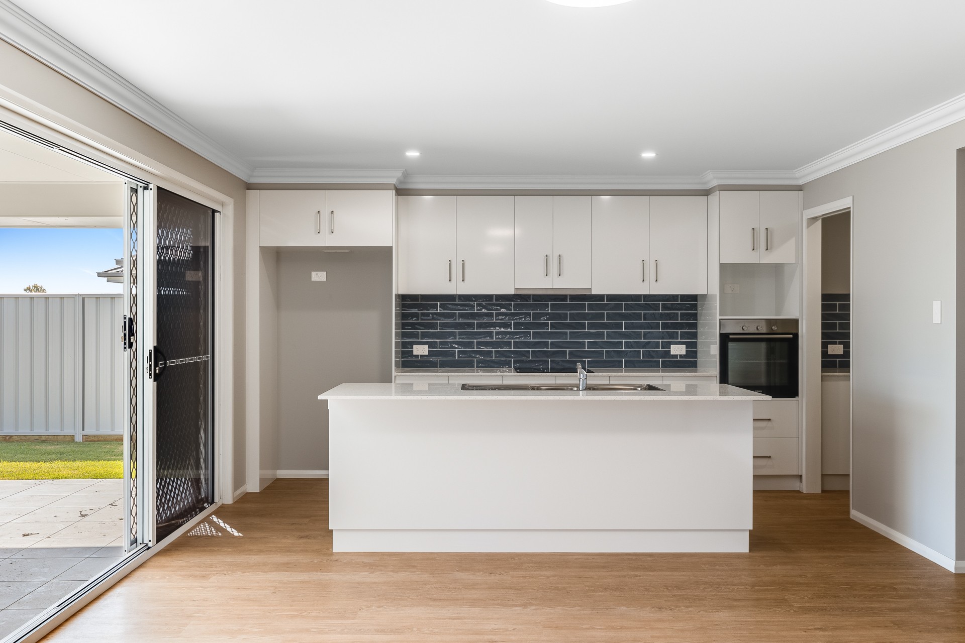 6 Sandford Crescent, Torrington, QLD 4350