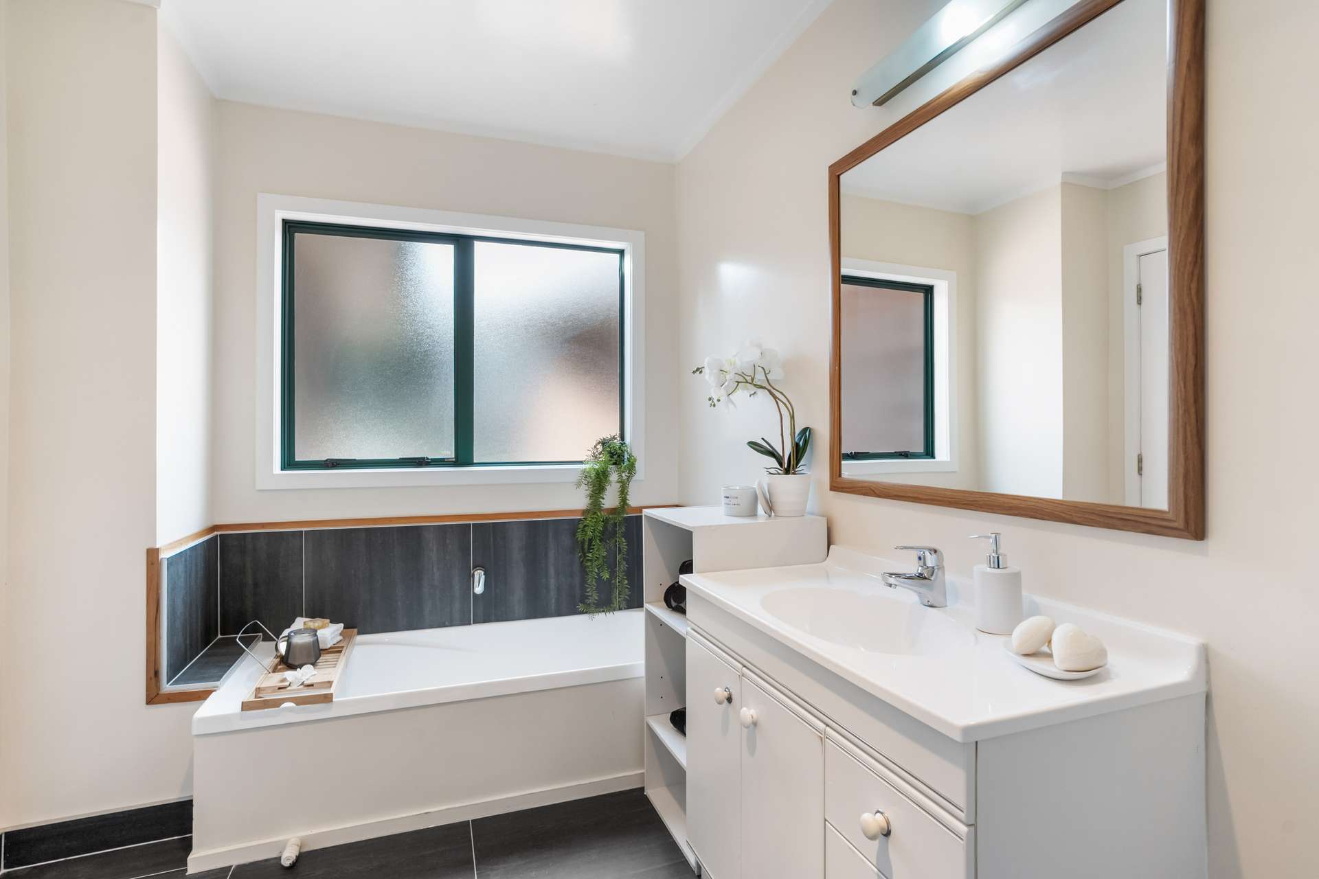 78A Queenstown Road photo 17