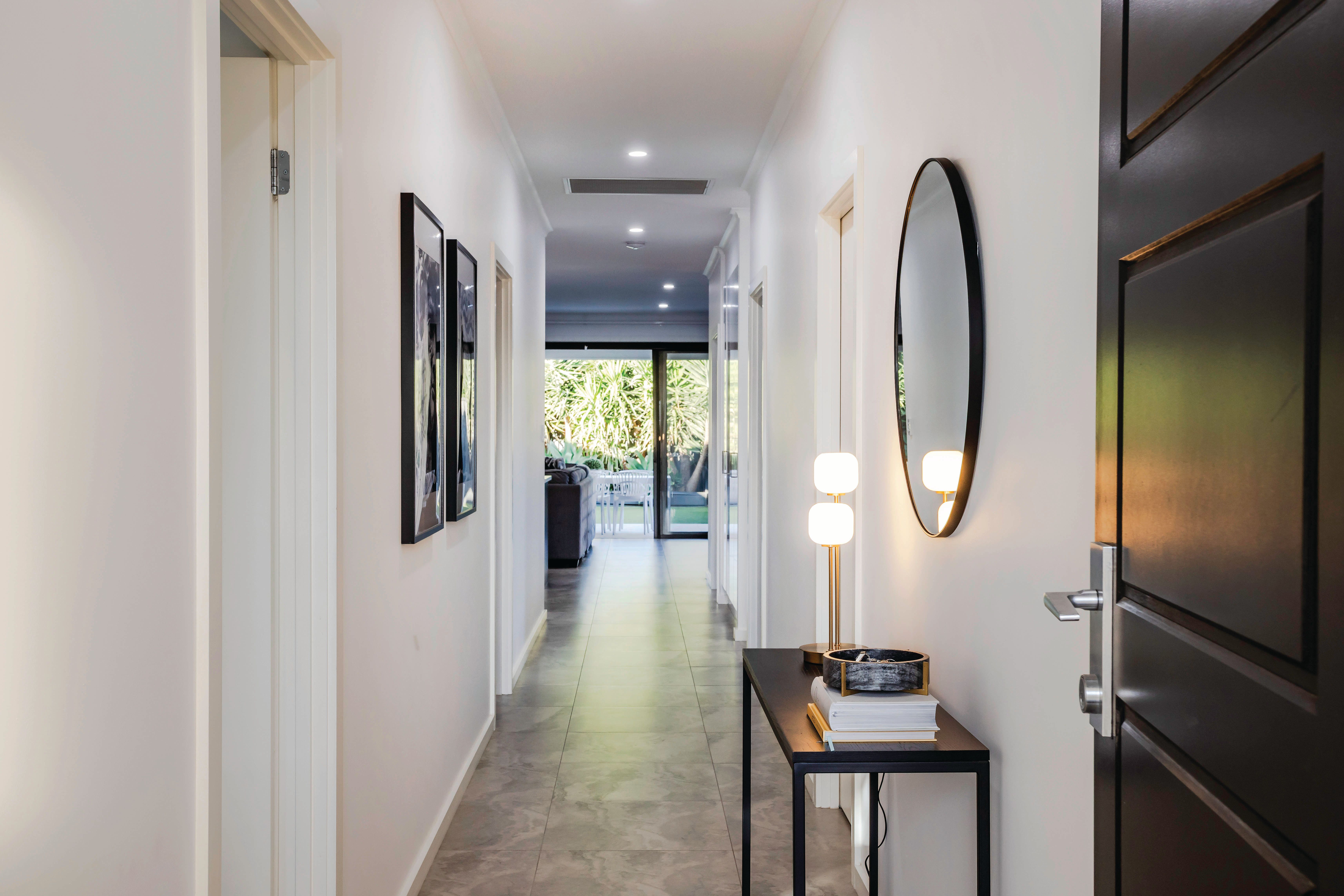 43 Nicholls Terrace — photo 4 of 30