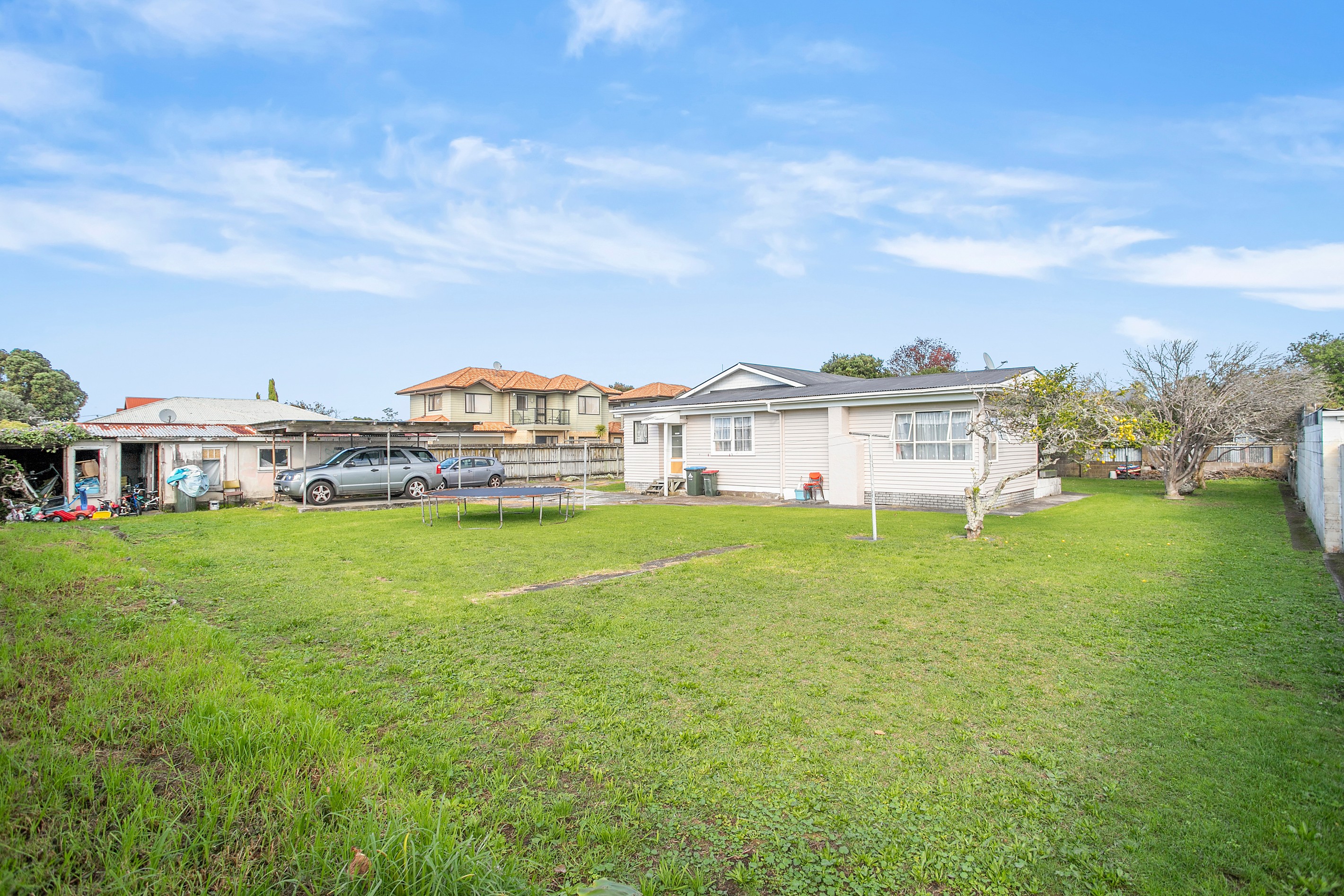 33 Wairau Avenue, Avondale, Auckland City