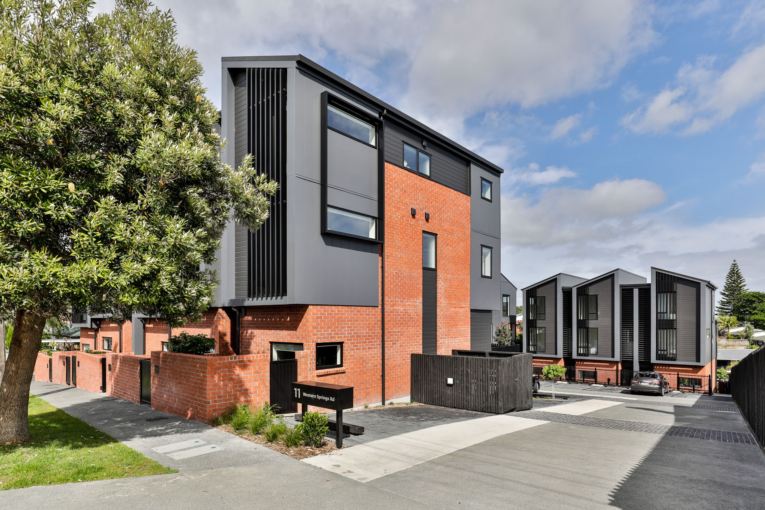 10/11 Western Springs Road, Western Springs, Auckland City