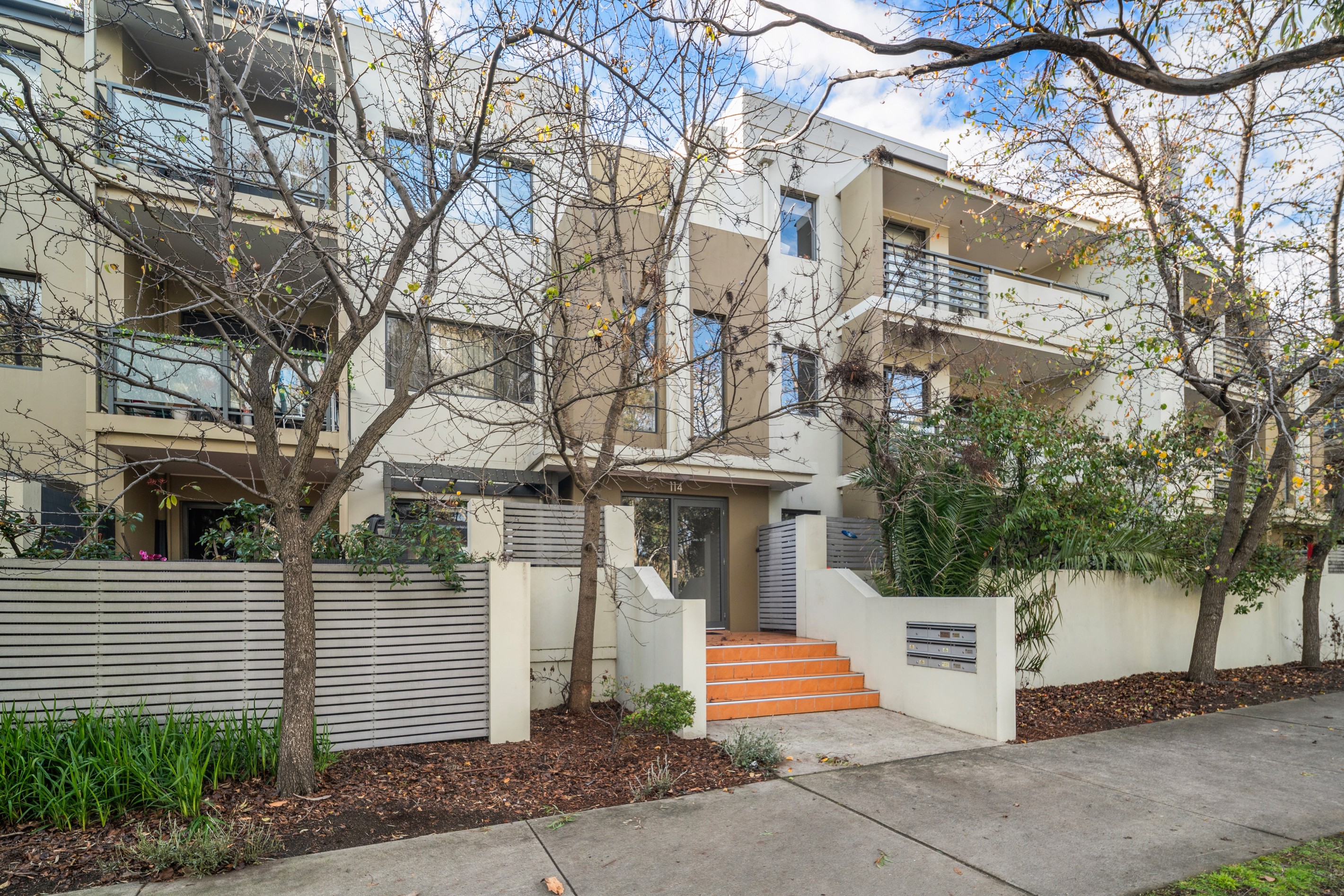 17/114 Athllon Drive, Greenway, ACT 2900