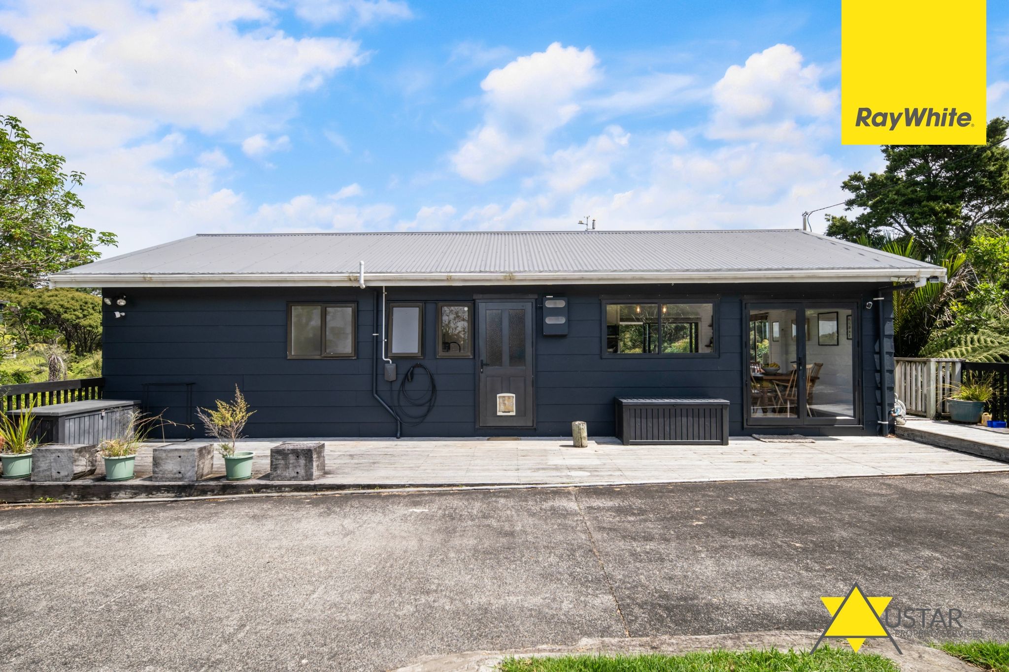 153 Victory Road, Laingholm, Waitakere City