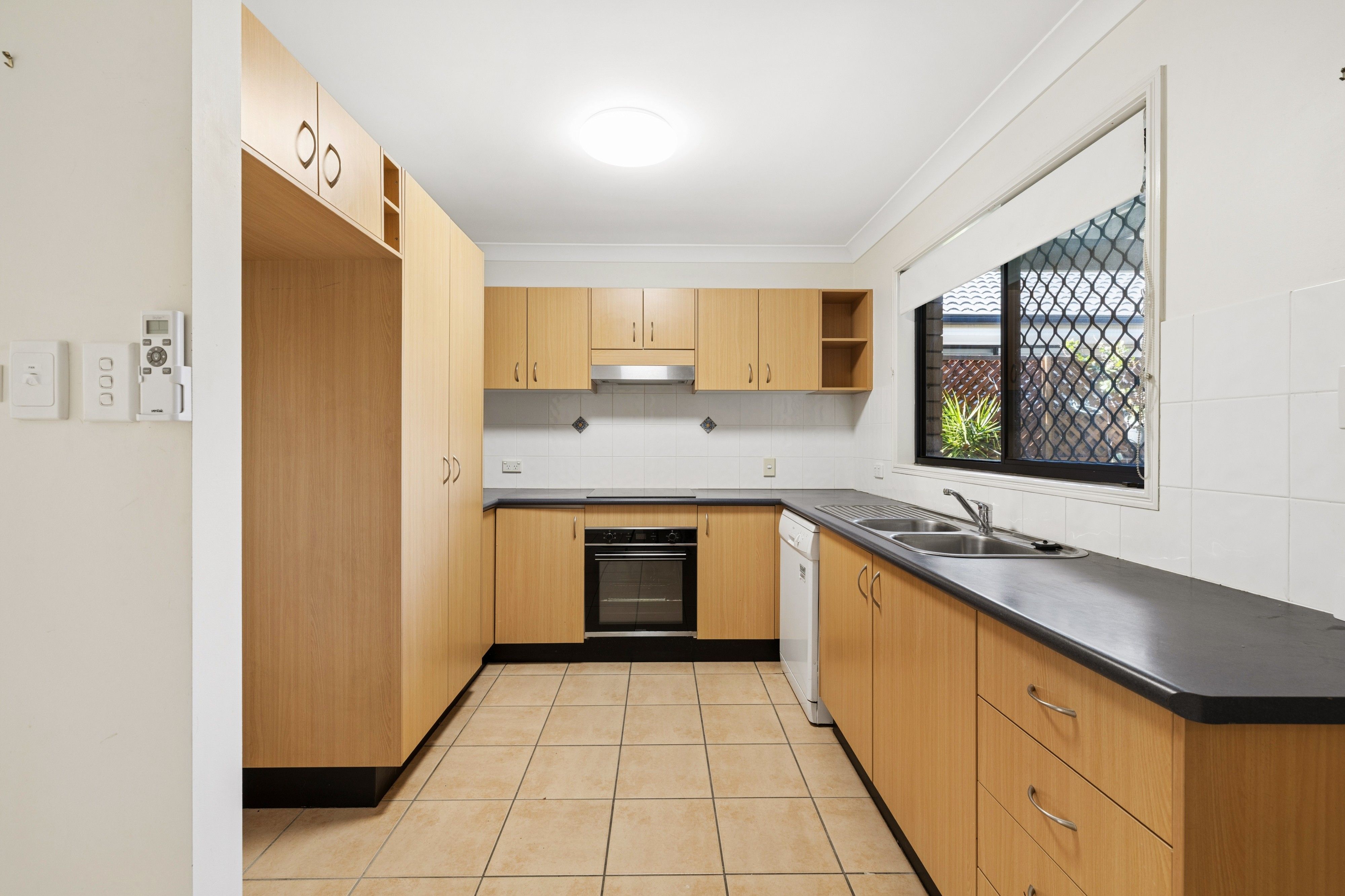 12 Whitfield Crescent, North Lakes, QLD 4509