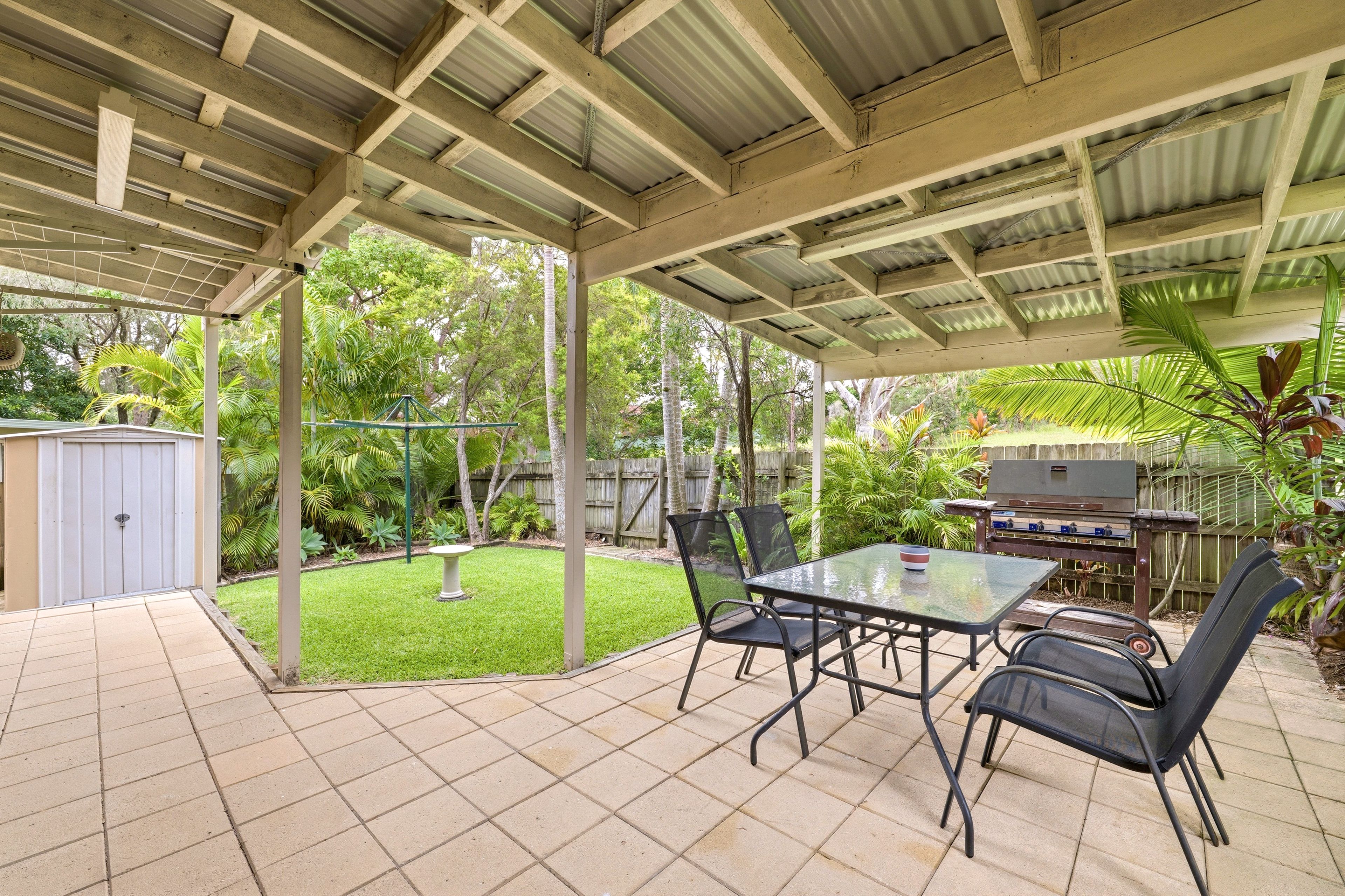 17 Hobbs Close, Bateau Bay, NSW 2261