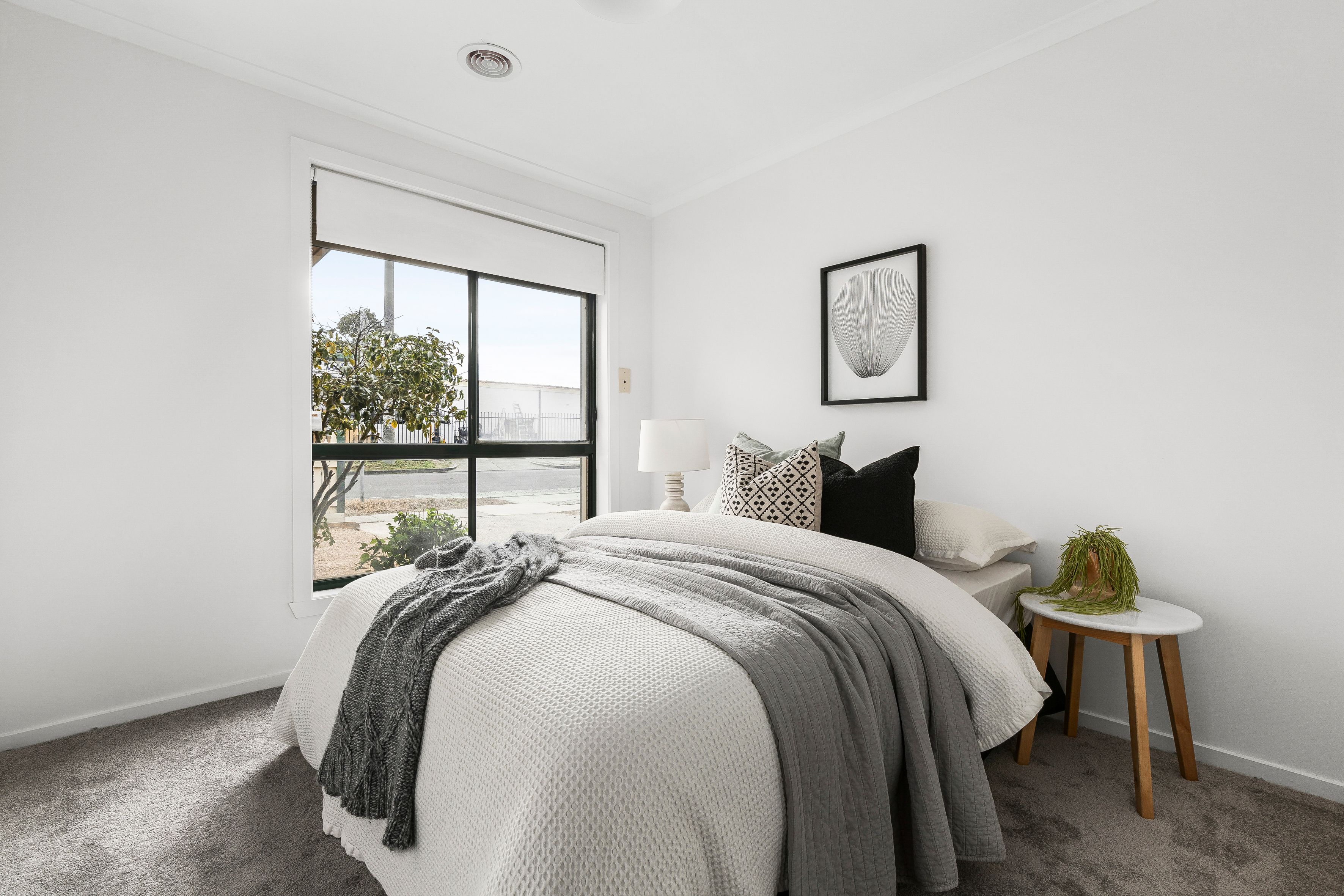 27 Bakers Road — photo 10 of 16