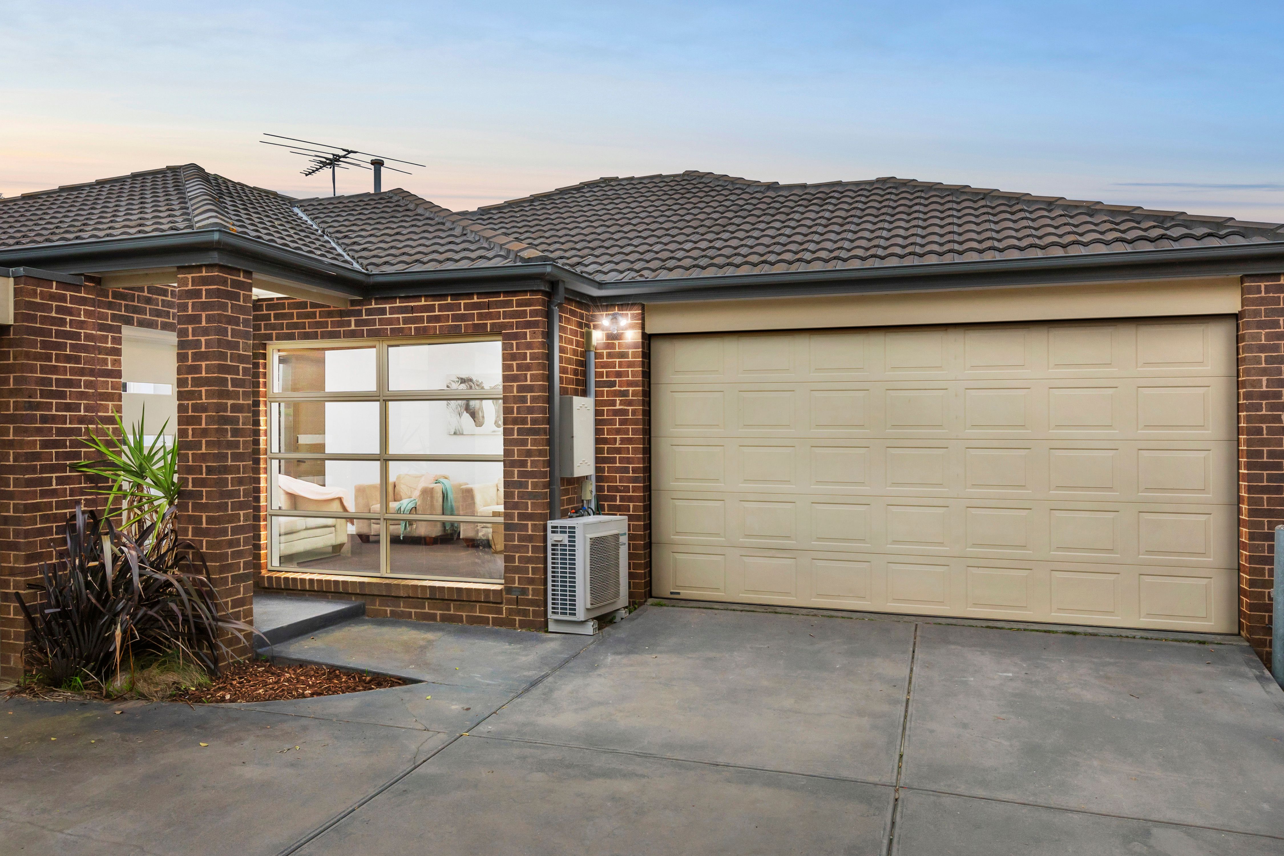 5 Rosslyn Avenue, Seaford VIC 3198