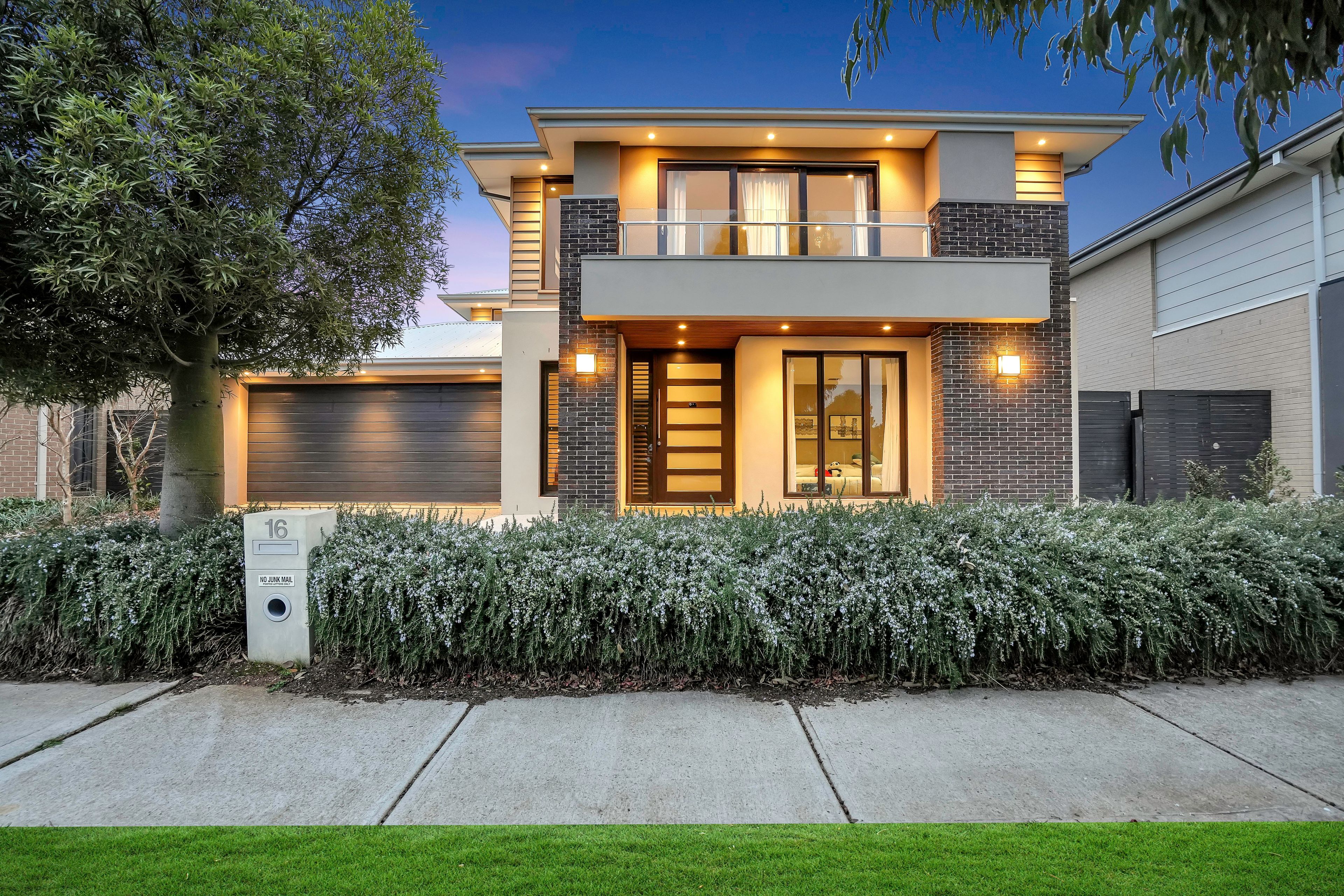 16 Bullion Drive, AINTREE VIC 3336