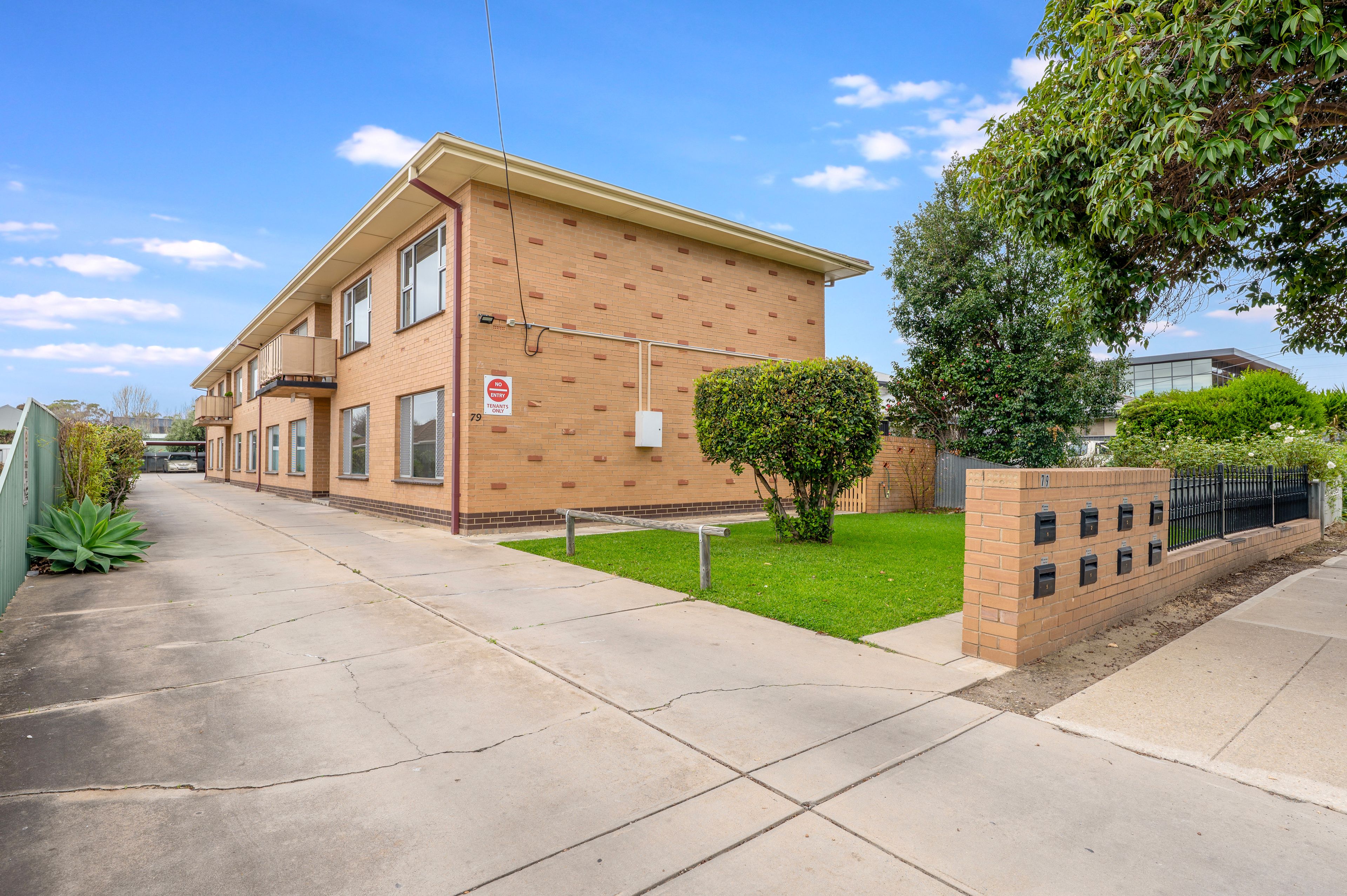1/79 Brooker Terrace — photo 14 of 16