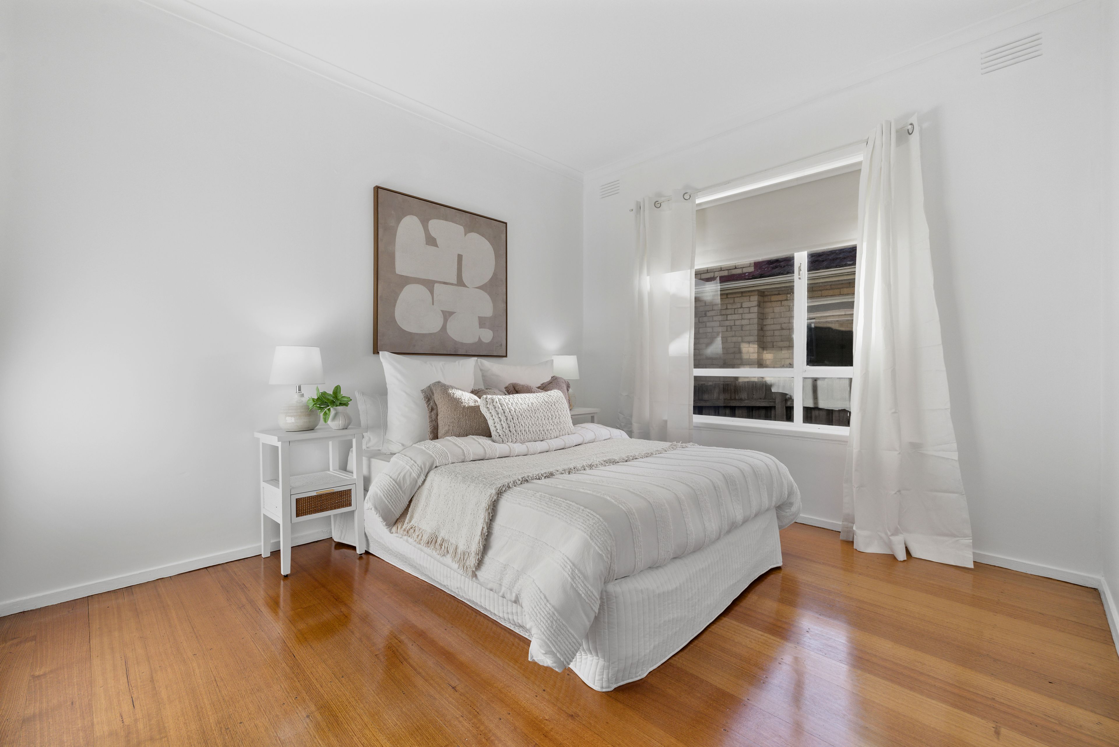 76 Bernard Street — photo 7 of 11
