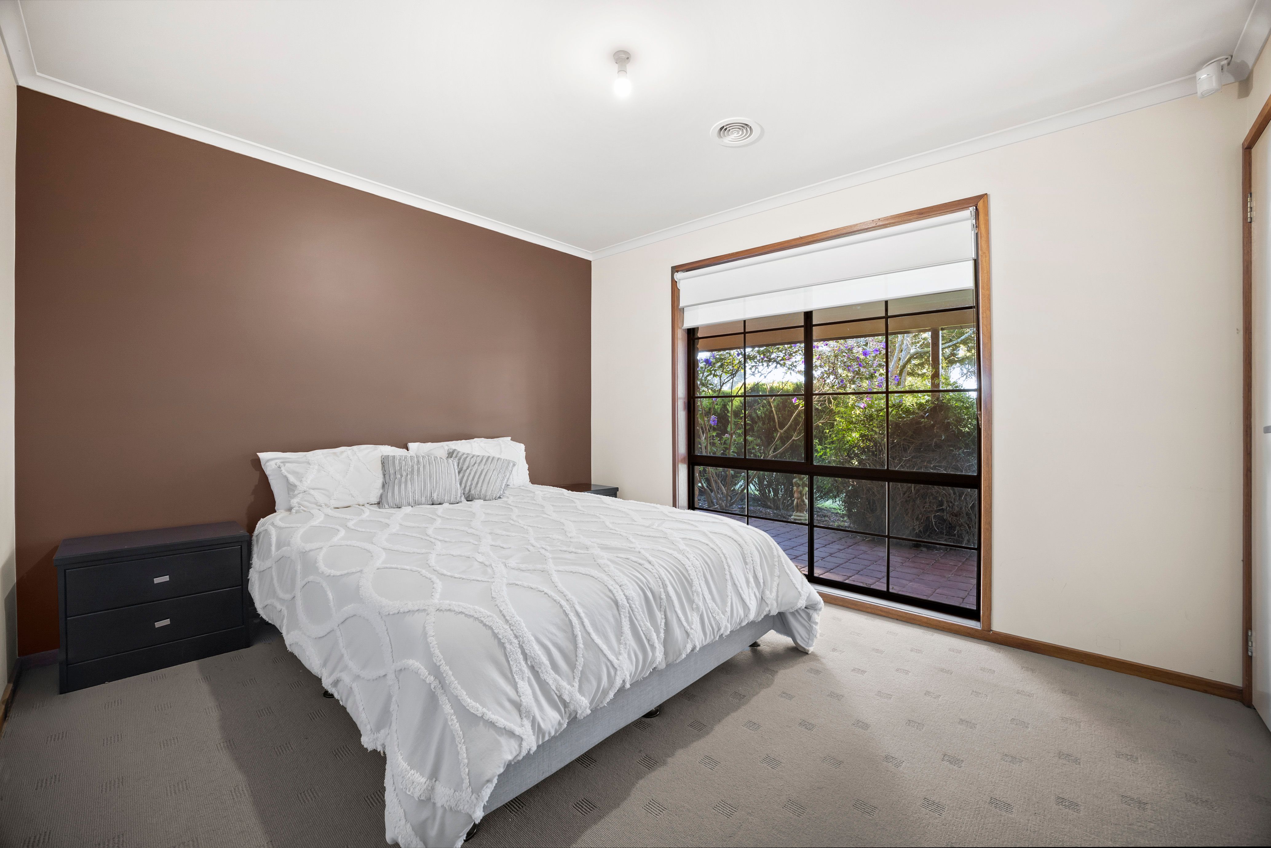 6 Bowkett Close — photo 11 of 21